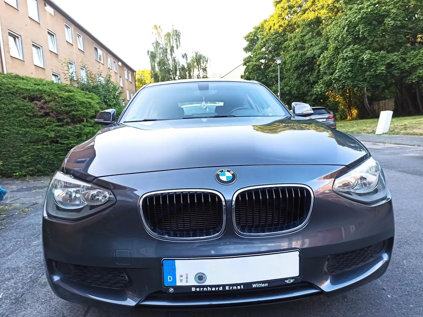BMW 116 Серый - 1