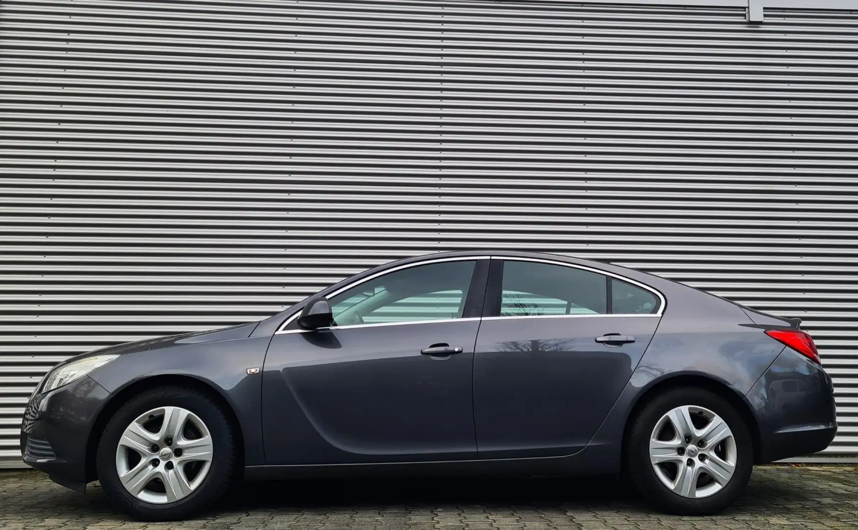 Opel Insignia 1.8 Business 06-2009 Antr. Grijs Metallic APK NIEU Šedá - 2