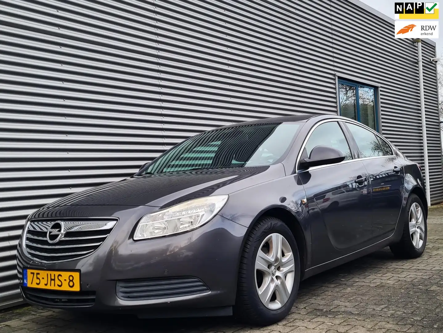 Opel Insignia 1.8 Business 06-2009 Antr. Grijs Metallic APK NIEU Šedá - 1