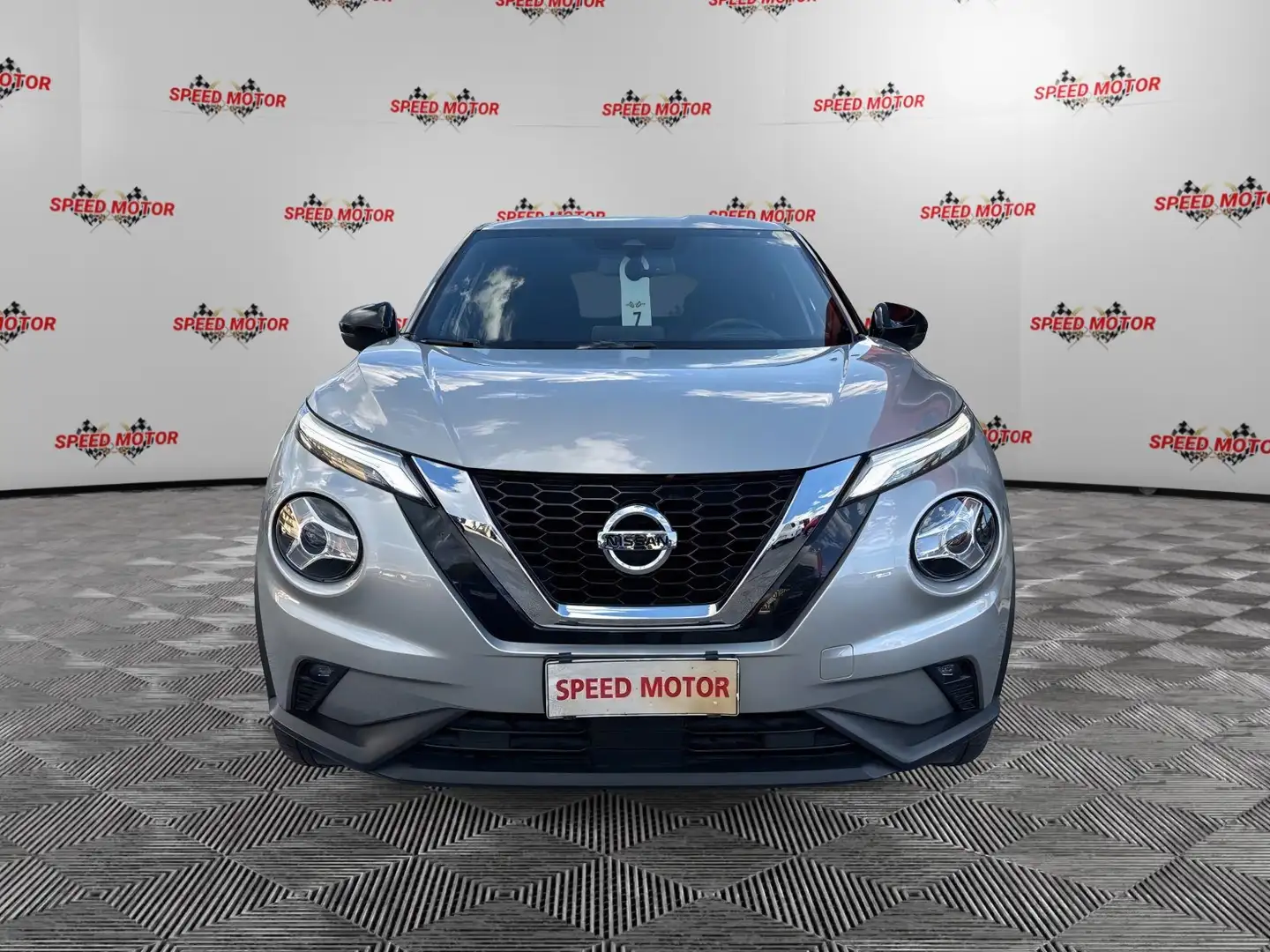 Nissan Juke 1.0 DIG-T 114 CV DCT N-Connecta, PRONTA CONSEGNA Grigio - 2