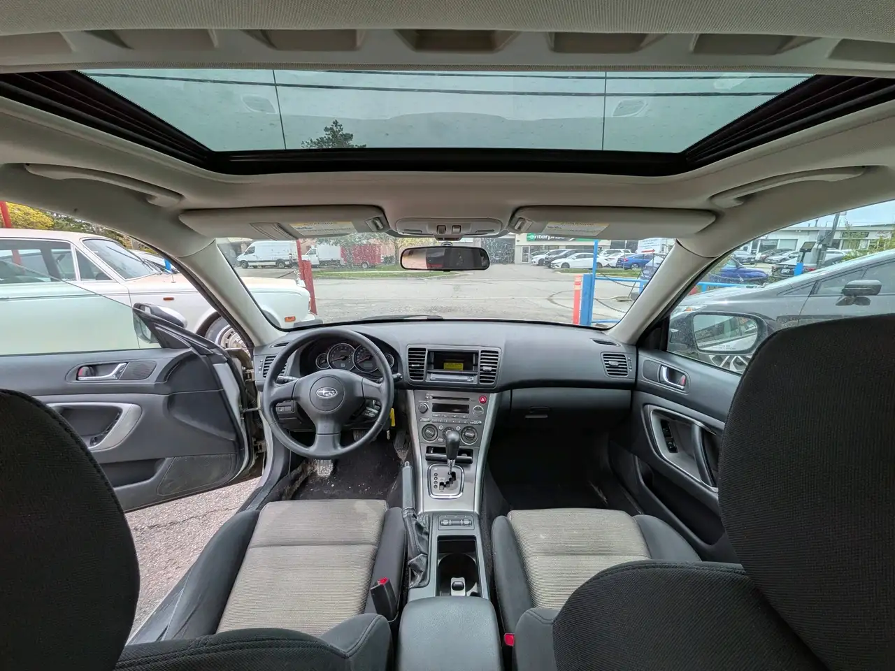 Subaru Legacy снимка Subaru Legacy