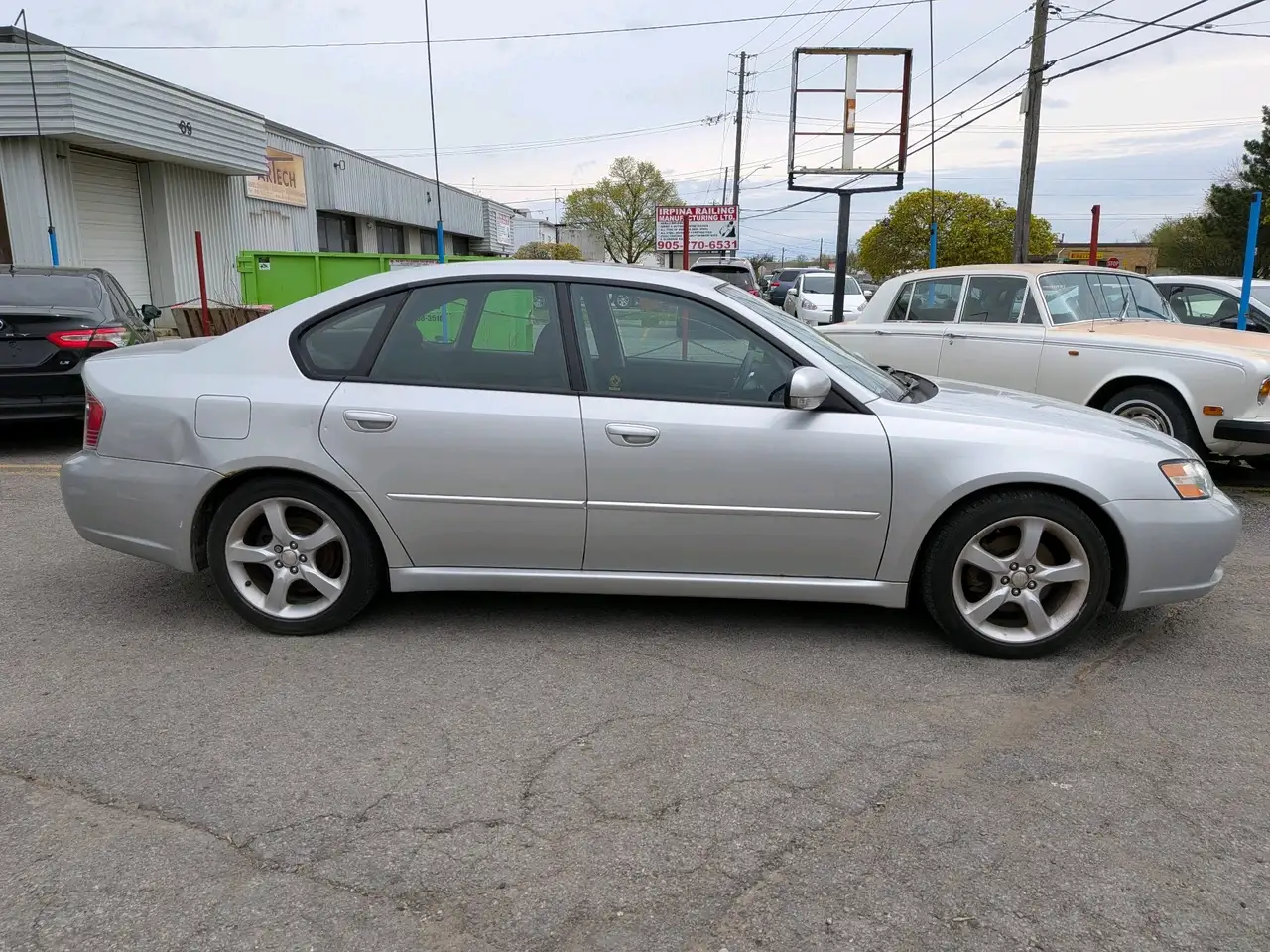 Subaru Legacy снимка Subaru Legacy