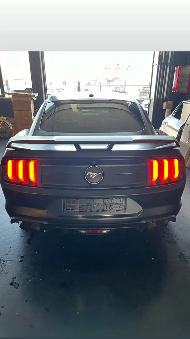 Ford Mustang Fastback 2.3 ecoboost 317cv auto Nero - 2