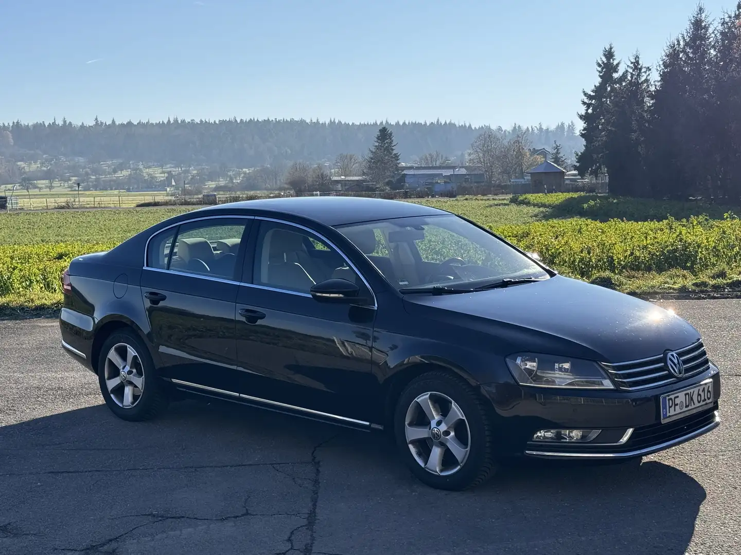 Volkswagen Passat Comfortline BlueMotion Negru - 1