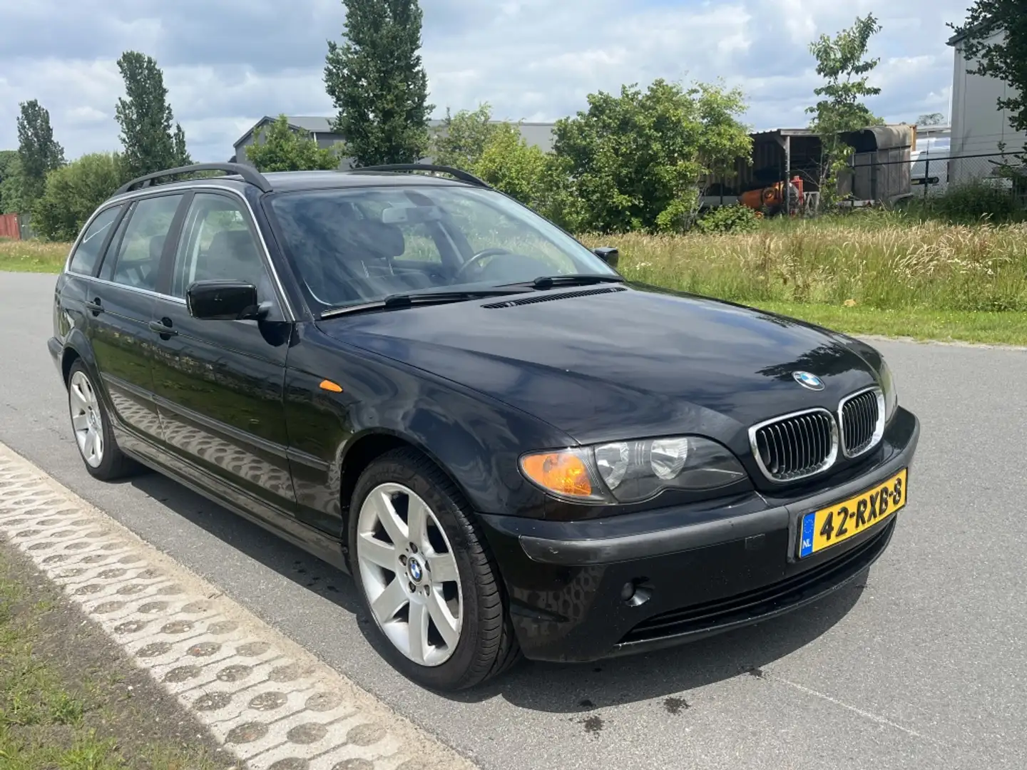 BMW 325 3-serie Touring 325i Zwart Handgesc 325i Zwart - 2