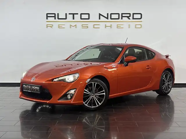 Toyota GT86 *Tempomat*Sitzhzg*Navi*Keyless*Leder*