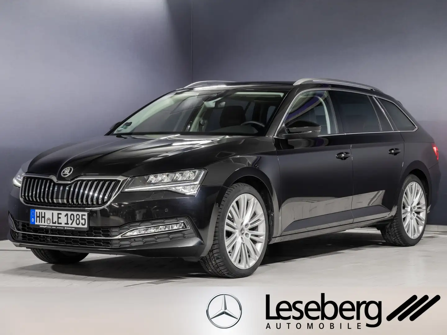 Skoda Superb Superb Combi 1.5 TSI Style DSG LED/ACC/AHK/KESSY Schwarz - 1