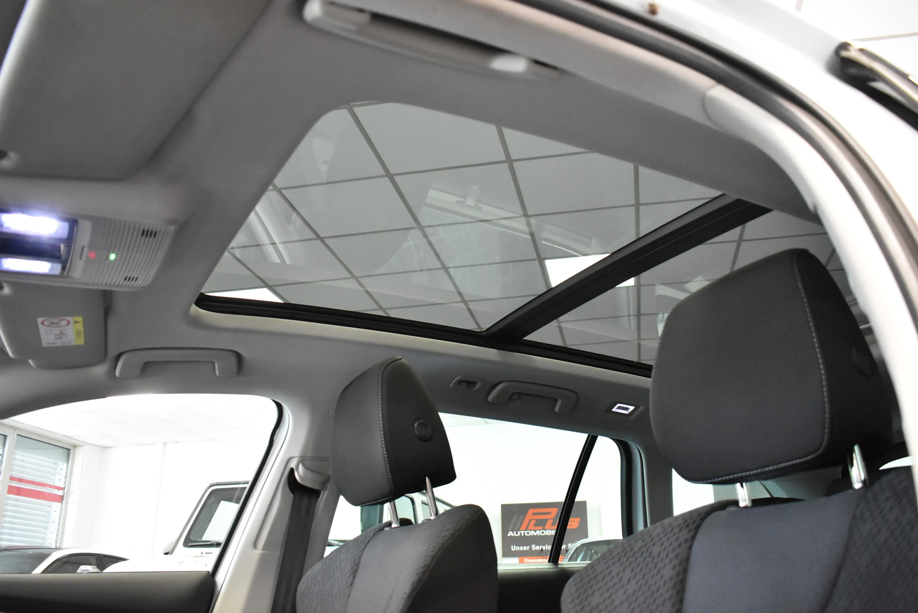 Skoda Octavia 2.0 TDI Style Nav Led Panoram AHK — photo 12