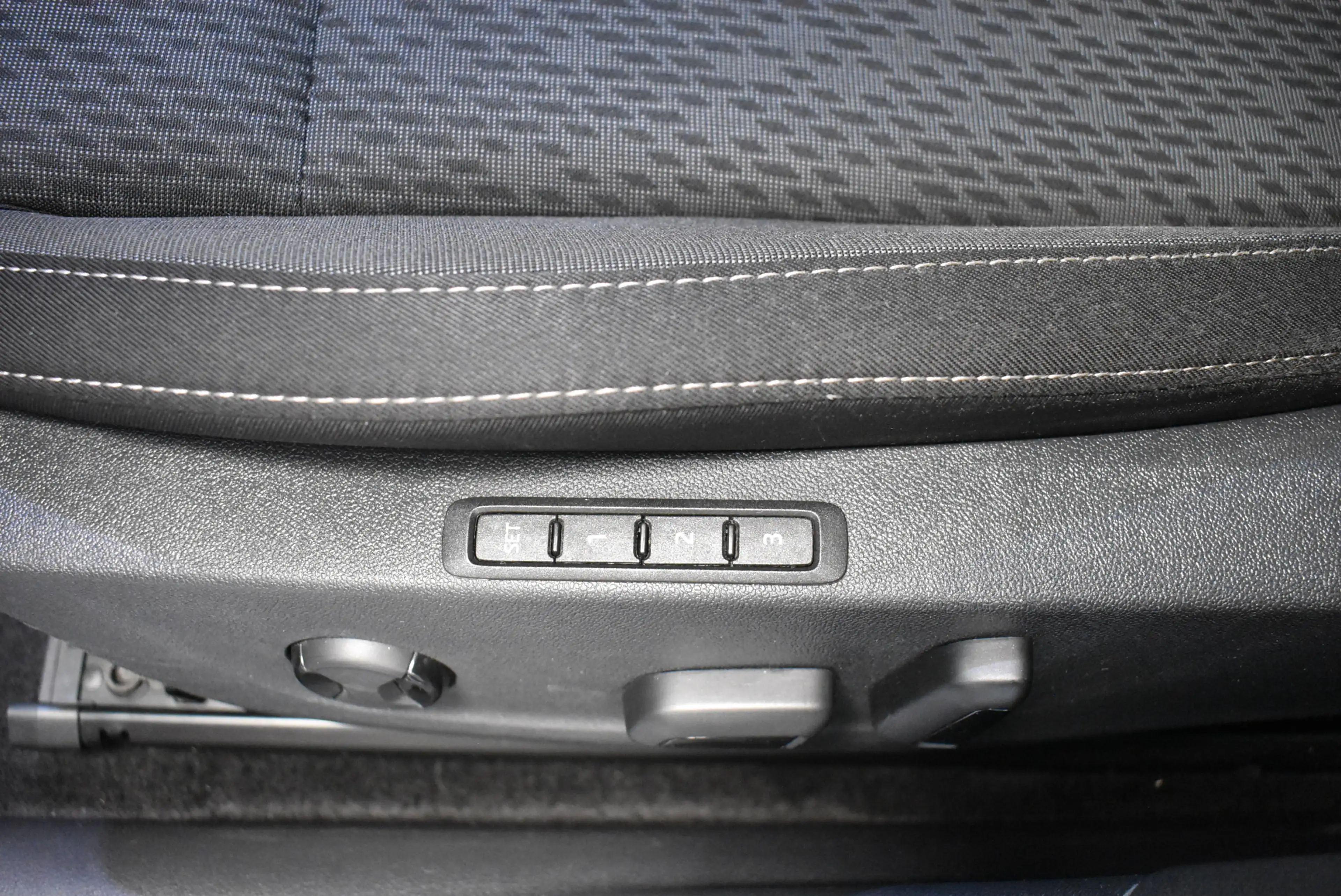 Skoda Octavia 2.0 TDI Style Nav Led Panoram AHK — photo 6