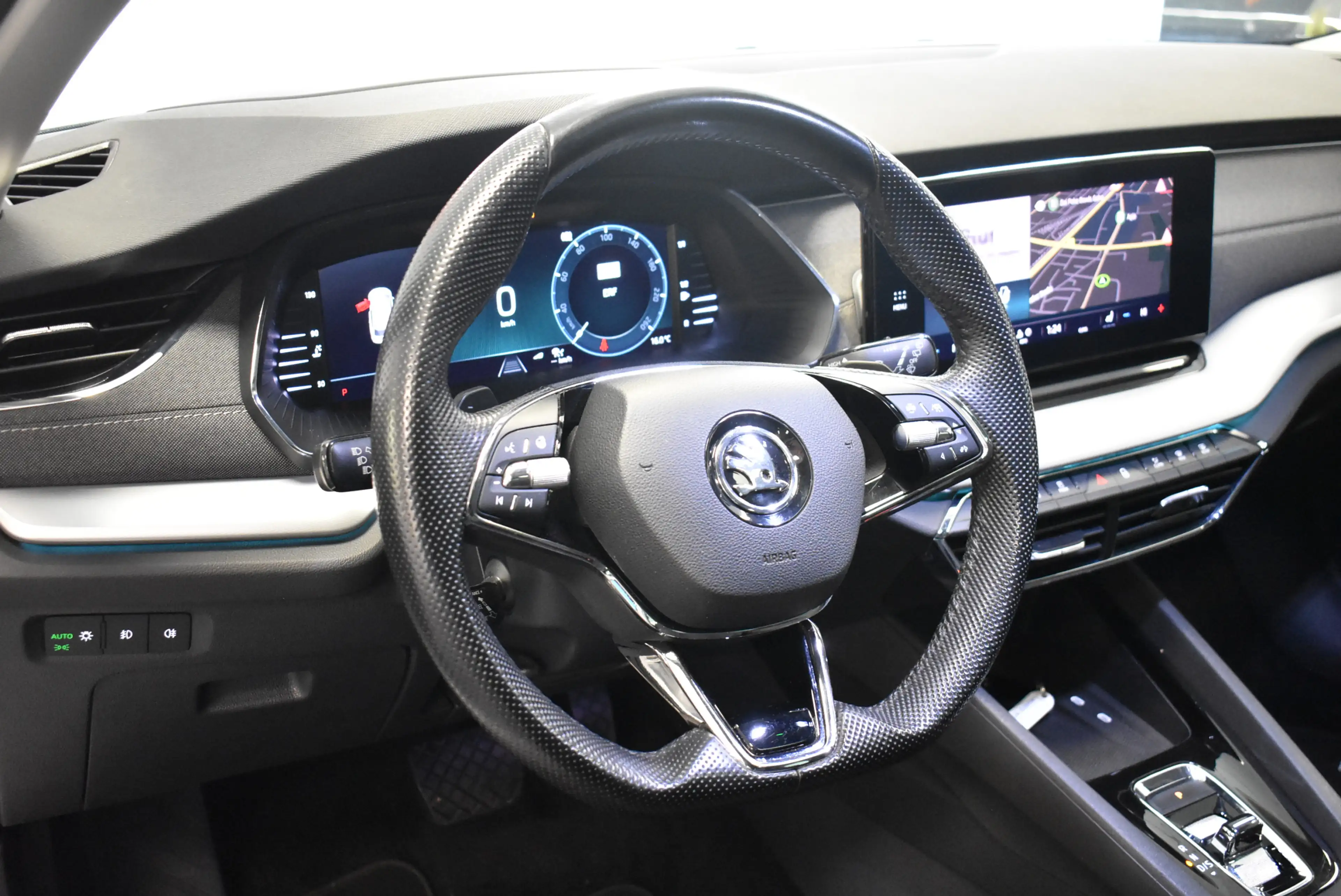 Skoda Octavia 2.0 TDI Style Nav Led Panoram AHK — photo 9