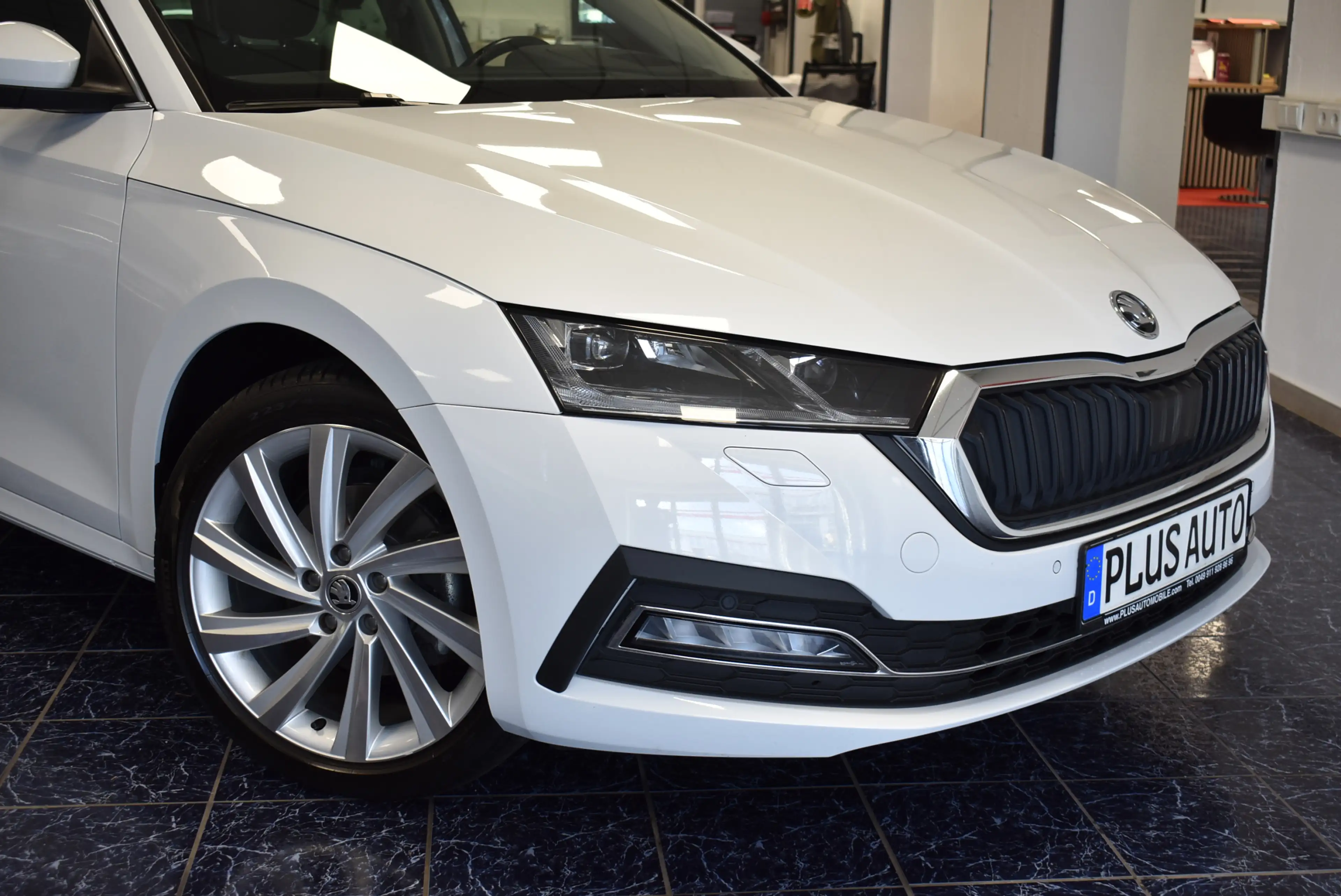 Skoda Octavia 2.0 TDI Style Nav Led Panoram AHK — photo 2
