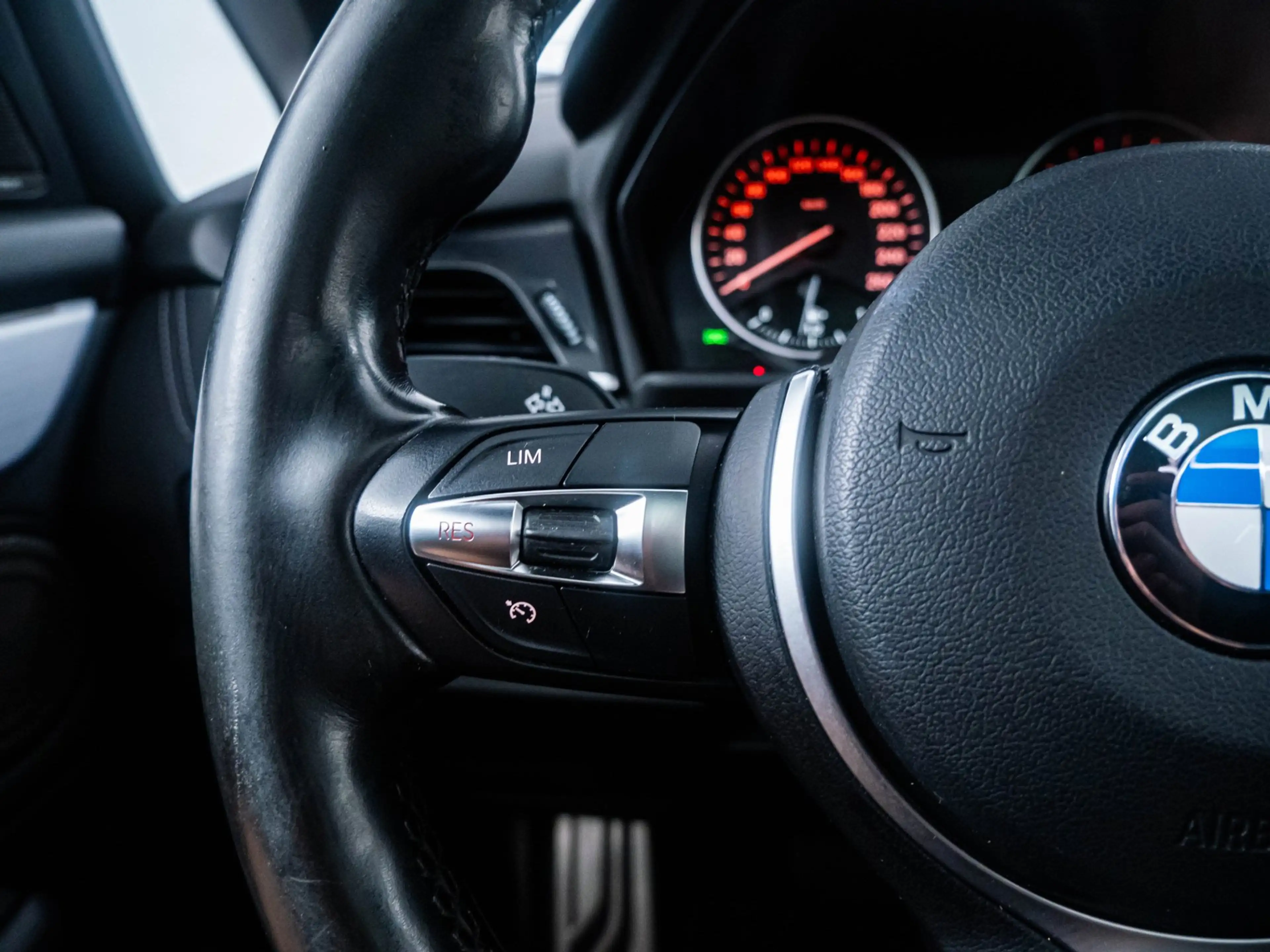 BMW 225 2-serie Active Tourer 225xe High Executive Pano|H& — photo 24