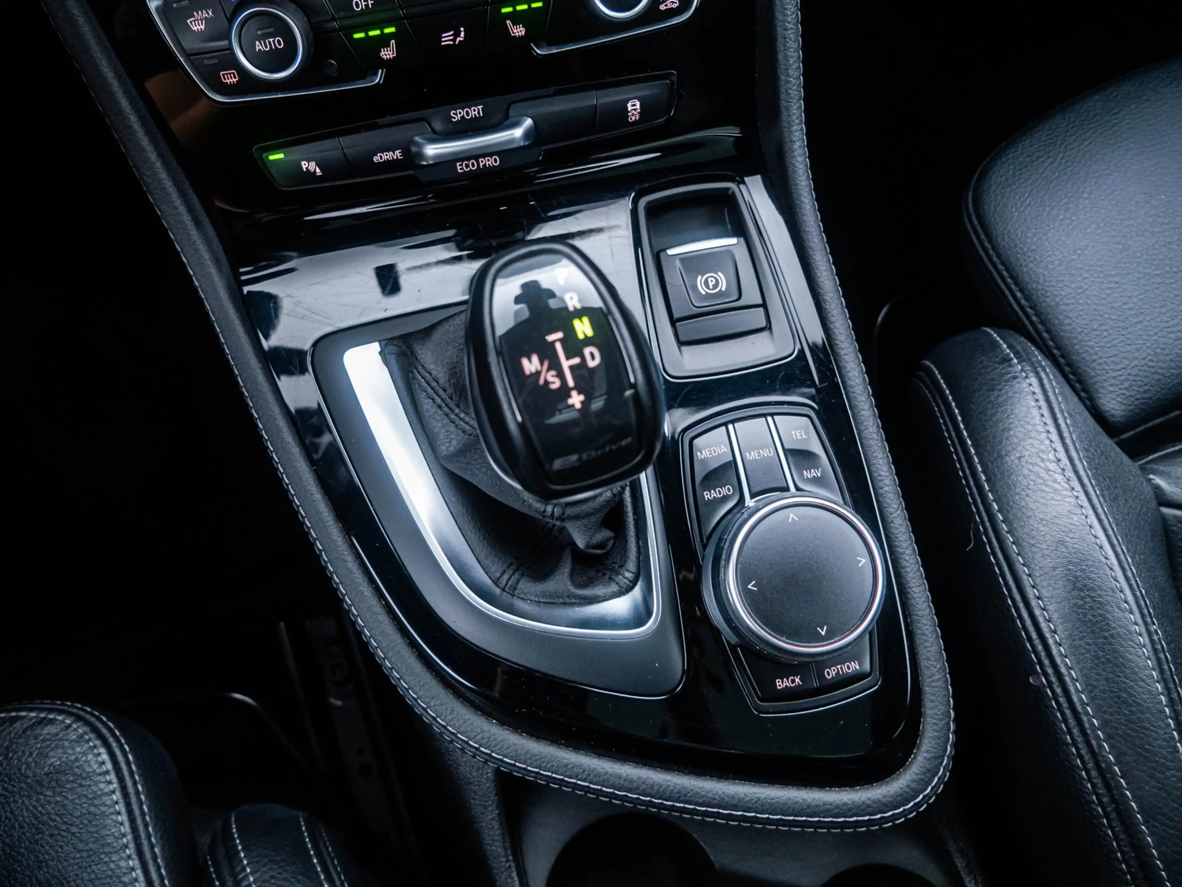 BMW 225 2-serie Active Tourer 225xe High Executive Pano|H& — photo 23