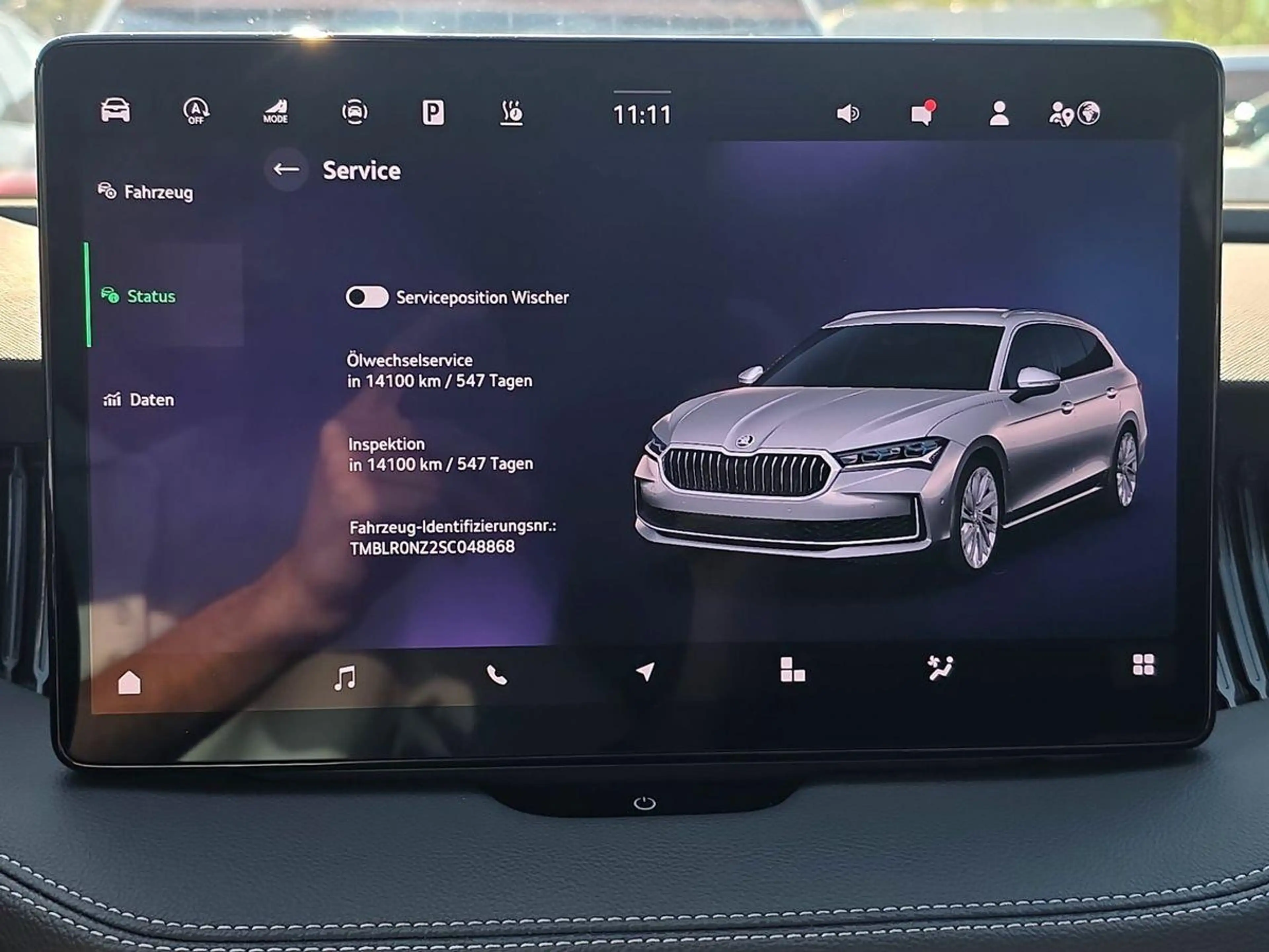 Skoda Superb TDI 4x4 Sportl PANO AHK SITZBLF STNDHZ 360° — photo 6