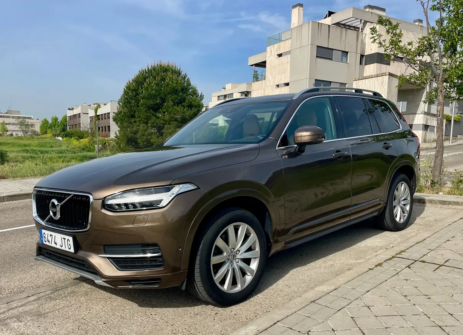 Volvo XC90 XC90 T5 Momentum AWD Aut. Momentum Marrón - 1