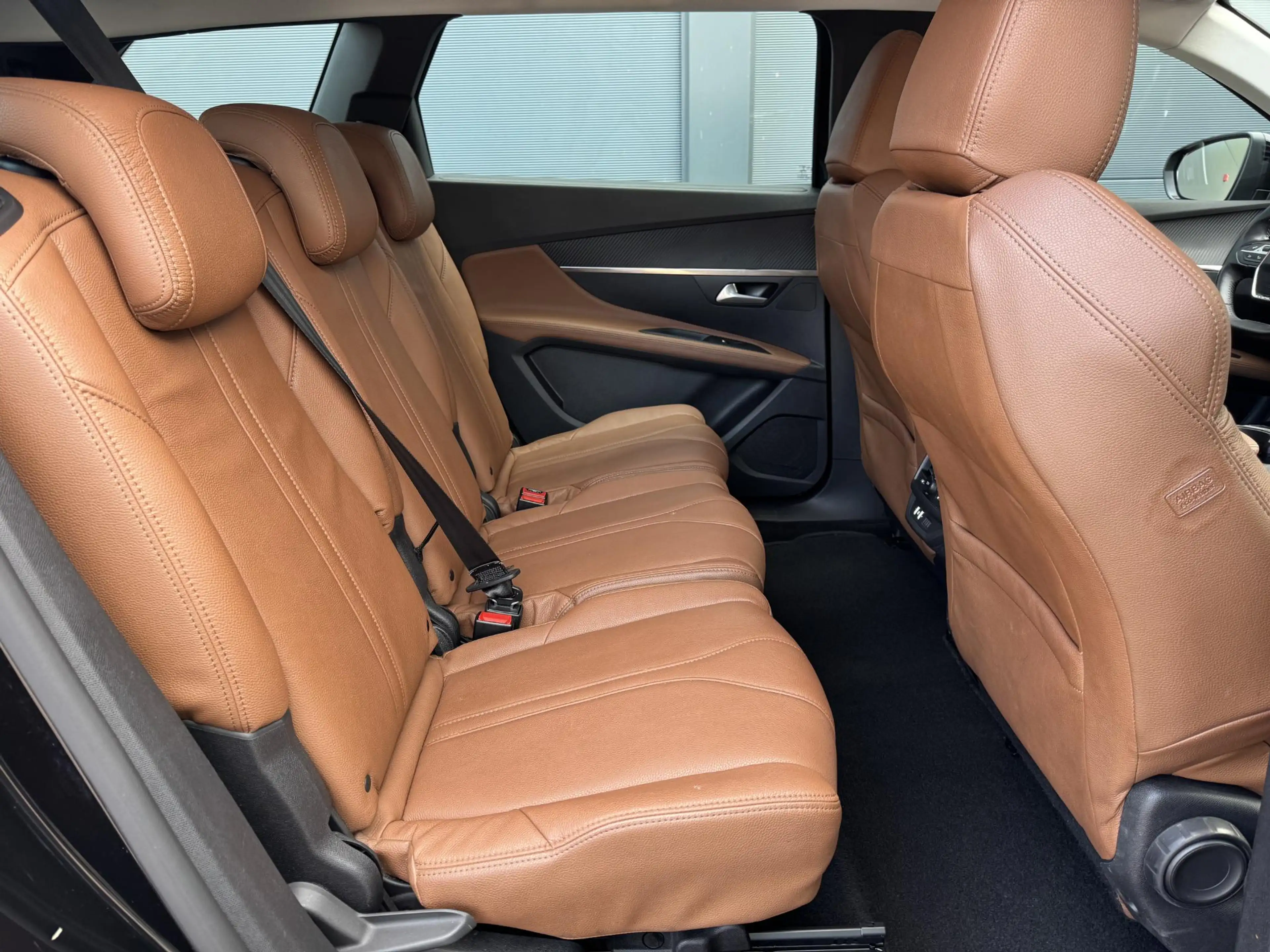 Peugeot 5008 1.2 Allure / Geen Import / 100% Onderhoud / 7 Pers — photo 17