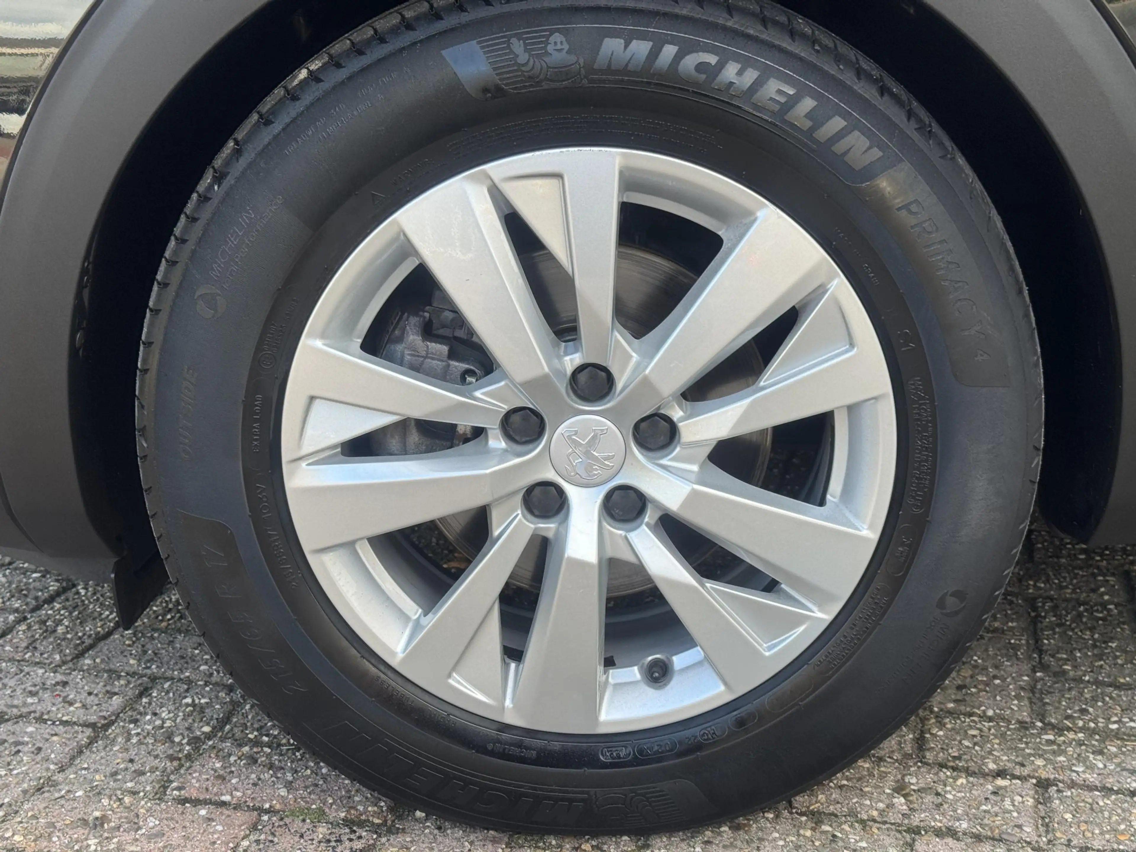Peugeot 5008 1.2 Allure / Geen Import / 100% Onderhoud / 7 Pers — photo 20