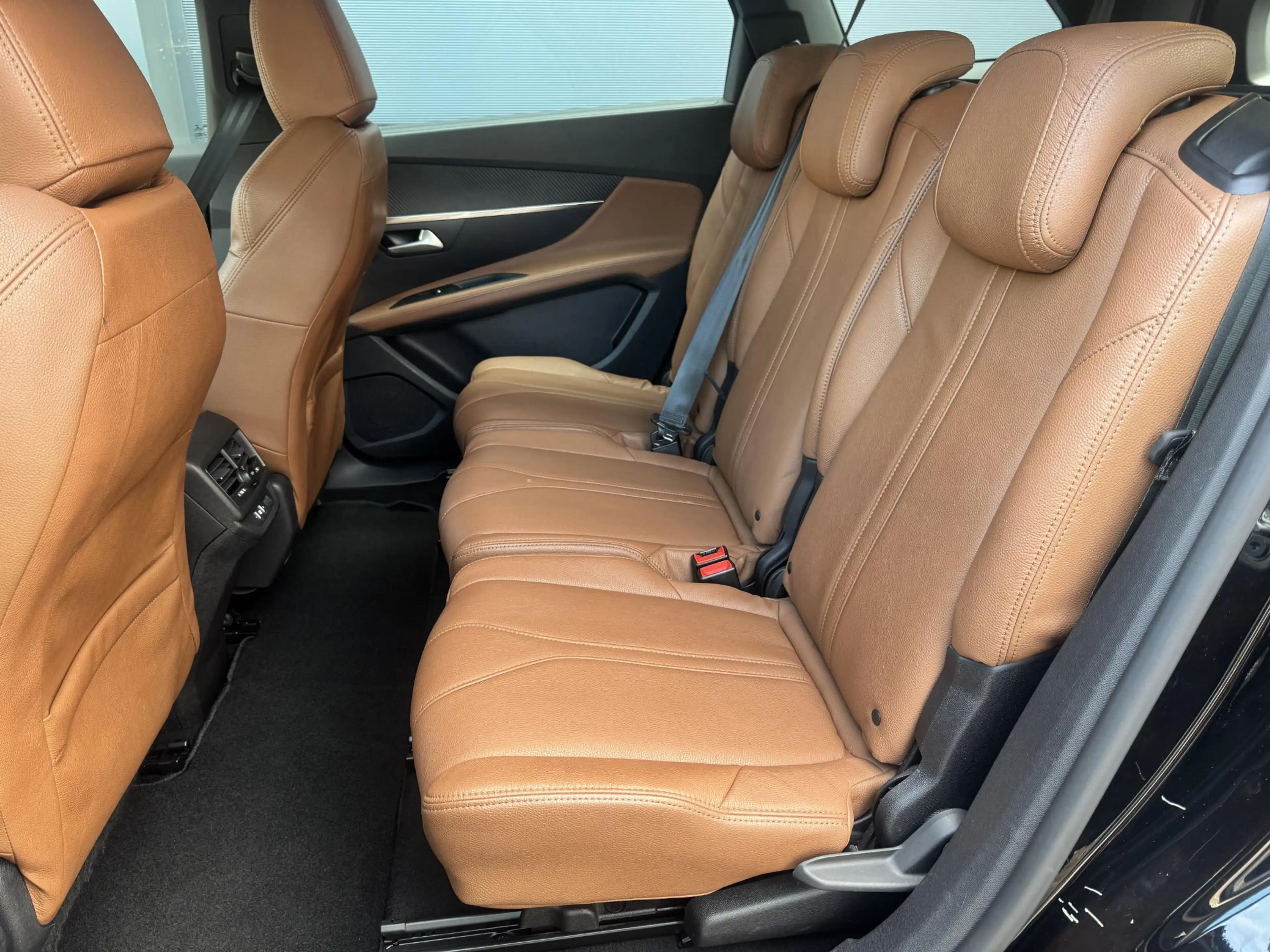 Peugeot 5008 1.2 Allure / Geen Import / 100% Onderhoud / 7 Pers — photo 16