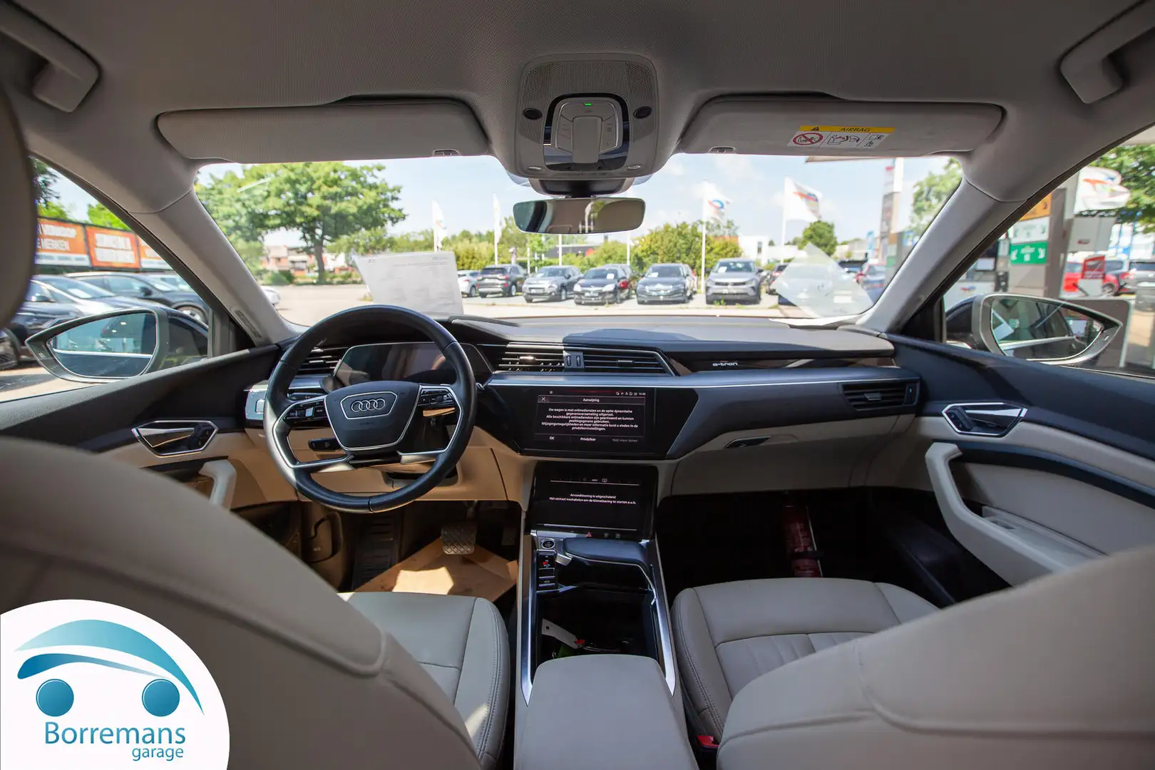 Audi e-tron 95 kWh 55 Quattro Business Plus LEDER/CAMERA/NA... Black - 2
