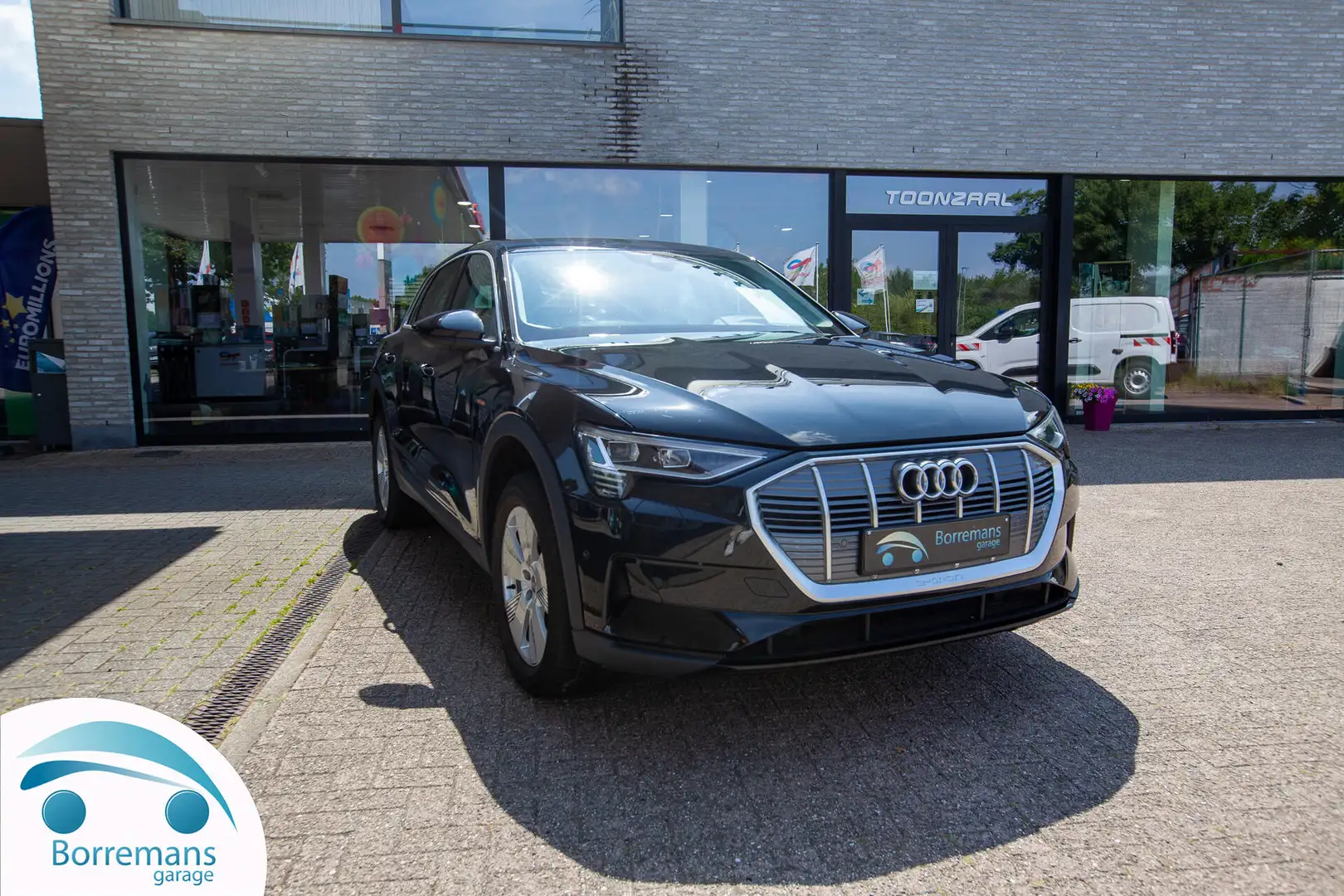 Audi e-tron 95 kWh 55 Quattro Business Plus LEDER/CAMERA/NA... Black - 1