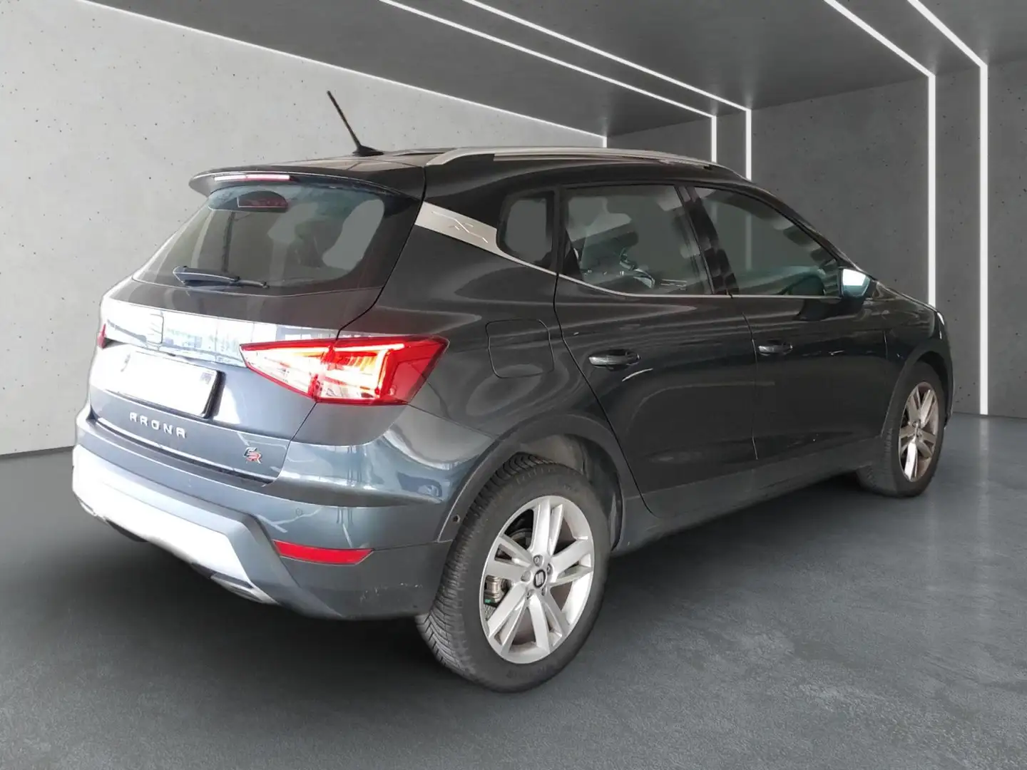 SEAT Arona 1.0 TSI FR DSG *ACC*Vision+*NAV*LED*SHZ* Grau - 2