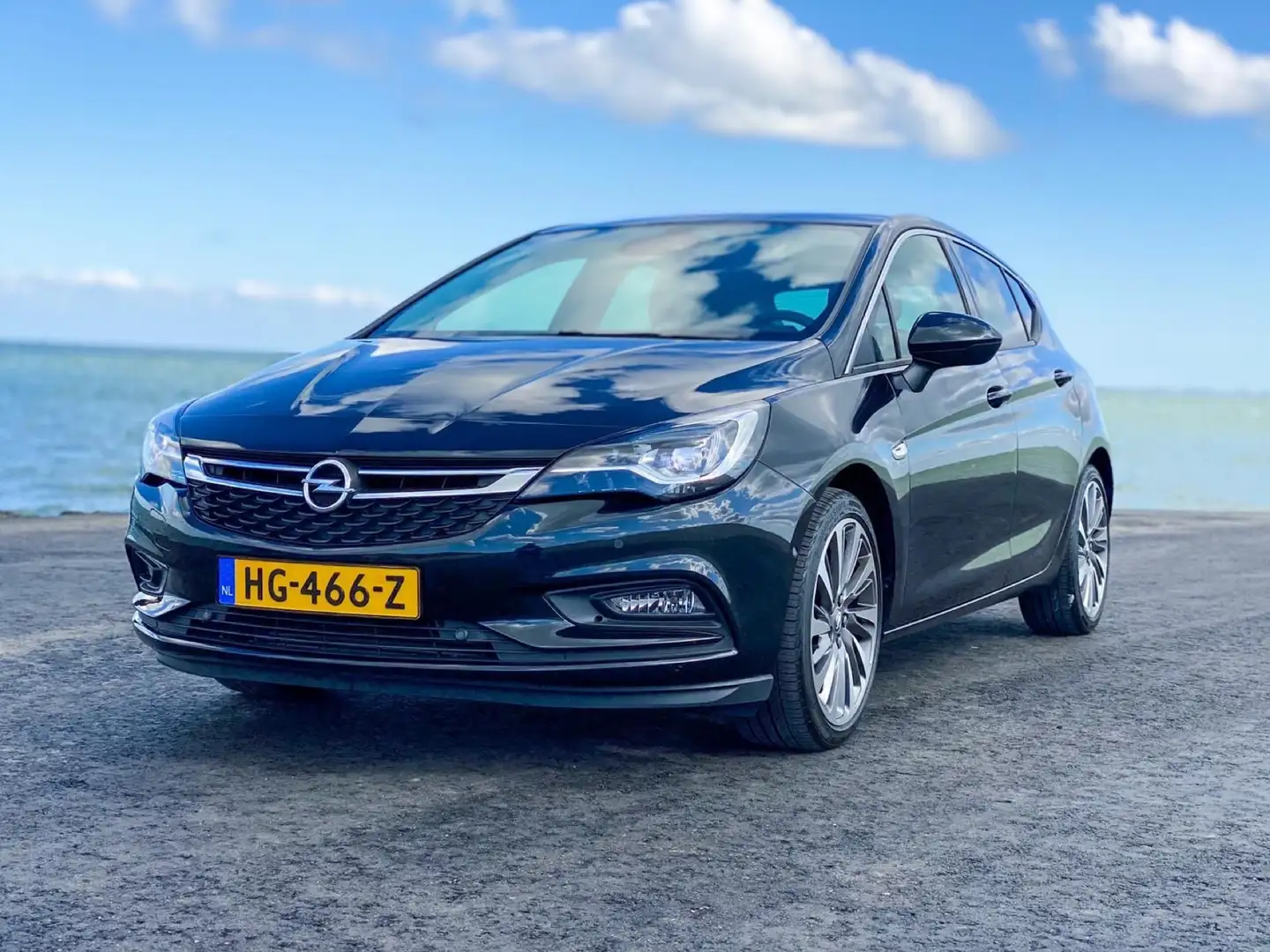 Opel Opel Astra 1.4 Innovation Turbo - Volledig leer Black - 1