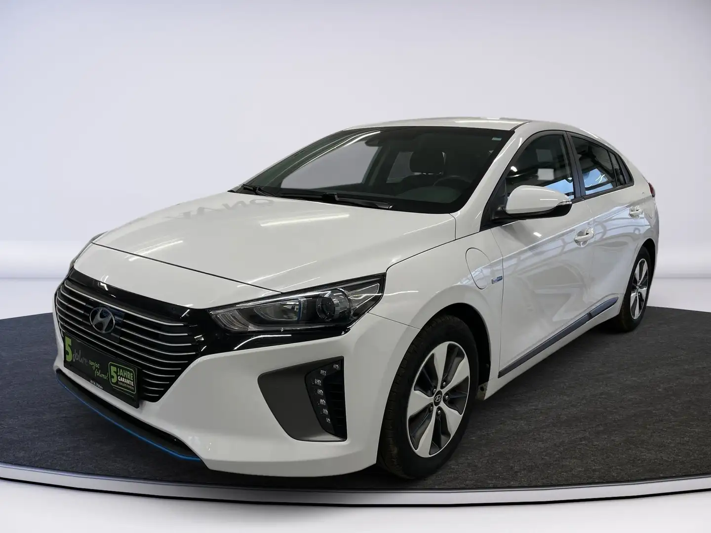 Hyundai IONIQ 1.6 GDi Hybrid Premium Weiß - 2