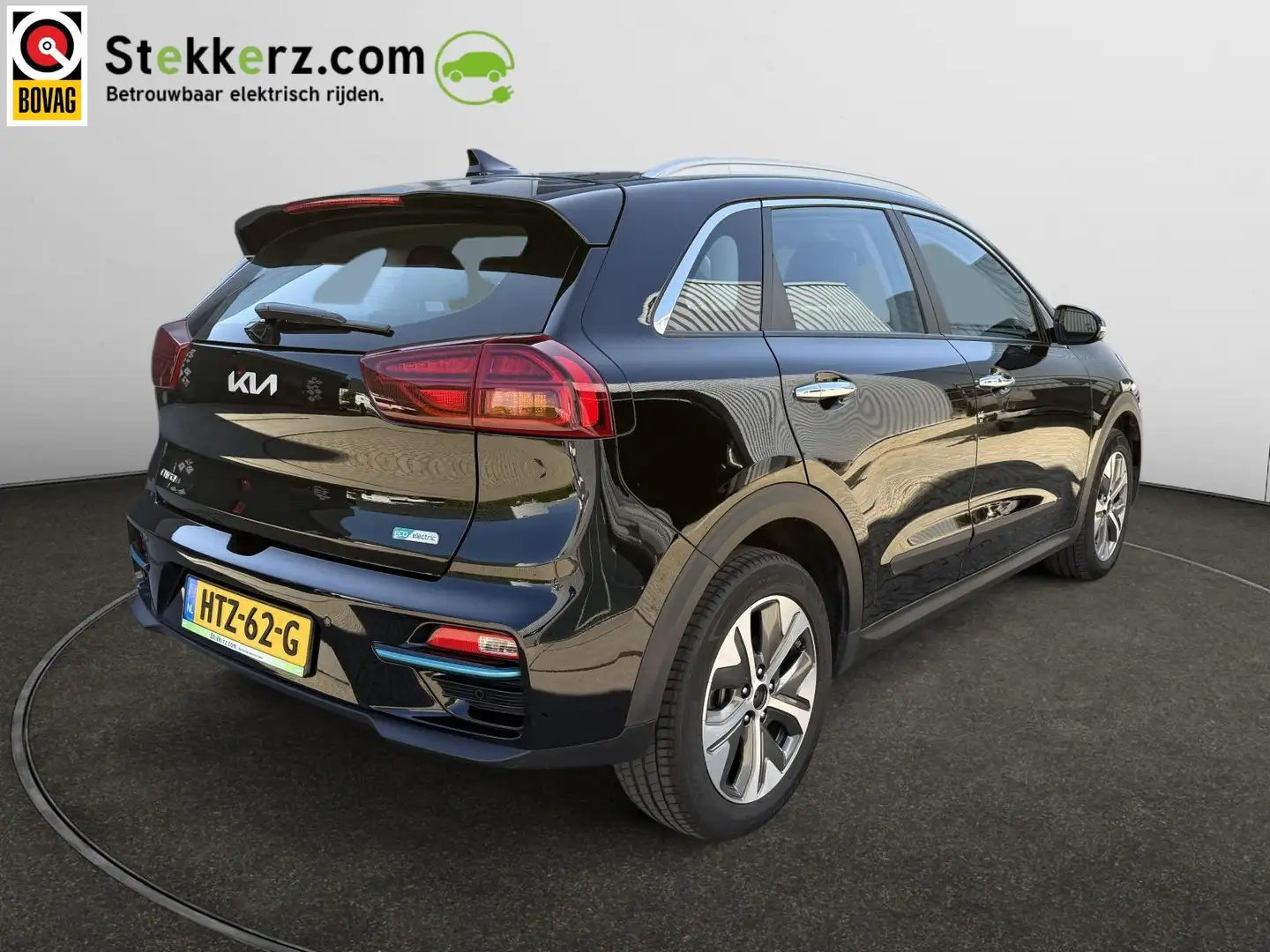 Kia e-Niro DynamicLine 64 kWh 3 Fase, SOH 99% Zwart - 2