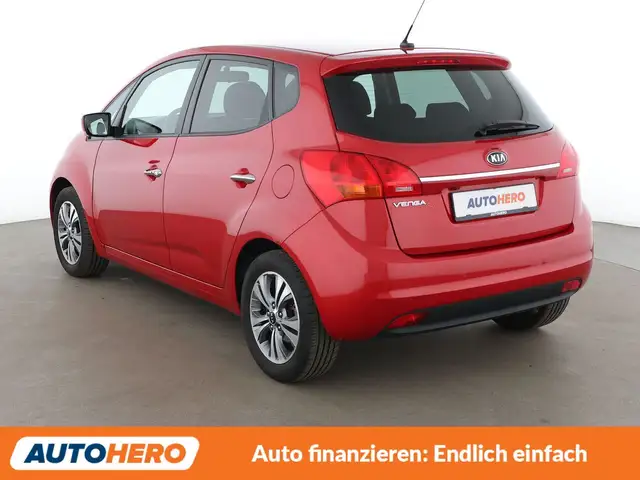 Kia Venga view 4