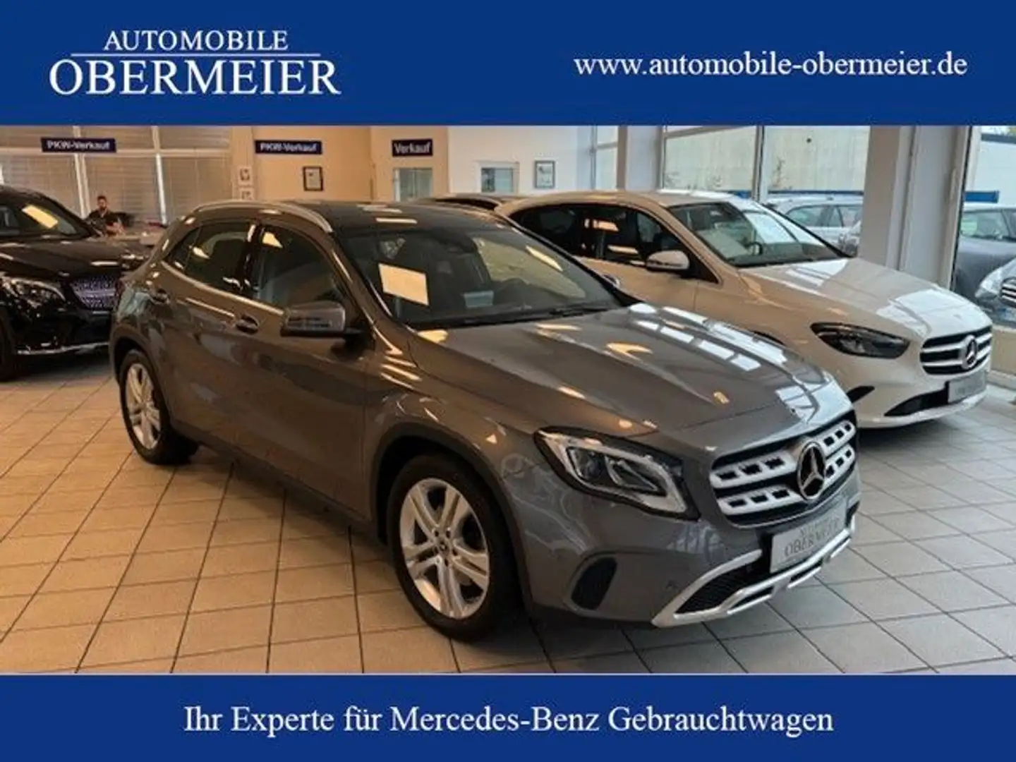 Mercedes-Benz GLA 220 Prog. 4M 7G-DCT Rü-Ka AHK LED Pano Gris - 1