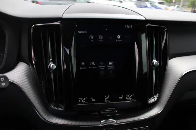 Volvo XC60 view 23