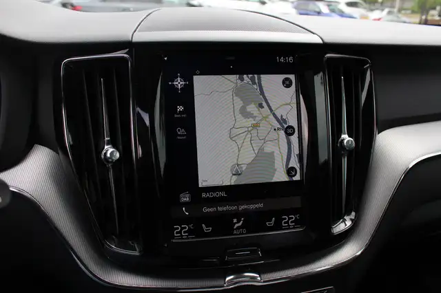Volvo XC60 view 21