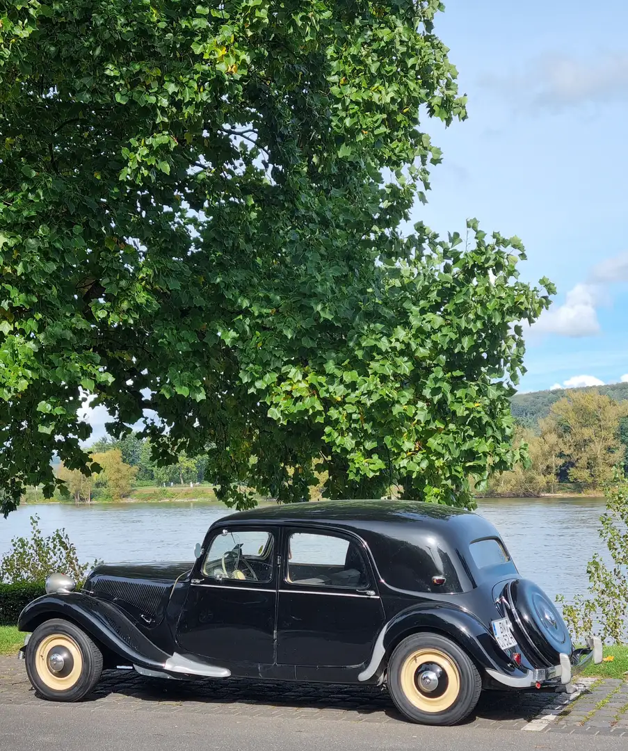 Citroen Traction 11CV Radmodell Negro - 2