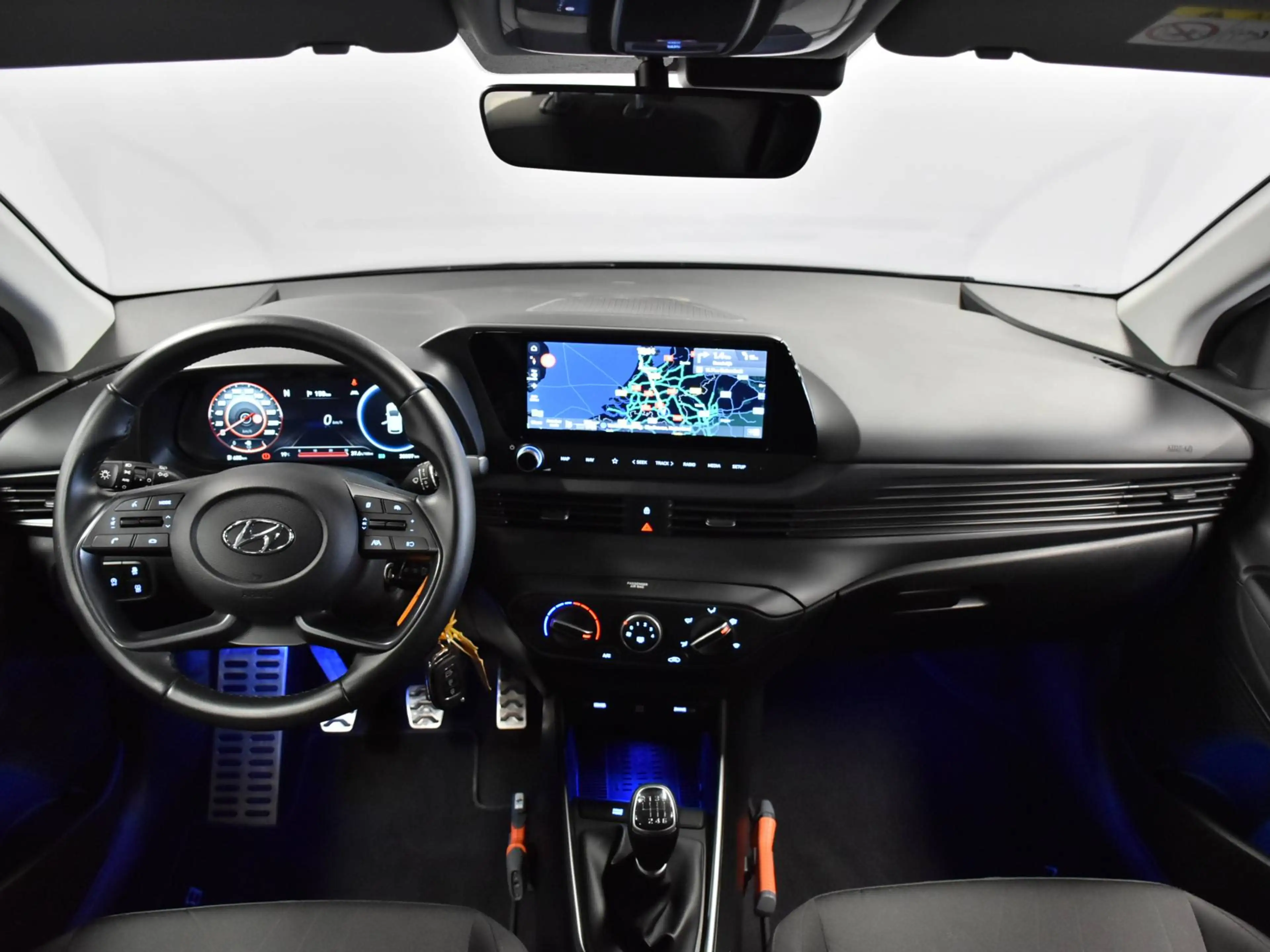 Hyundai BAYON 1.0 T-GDI 48V Comfort Smart I Mild Hybrid I Navi — photo 11