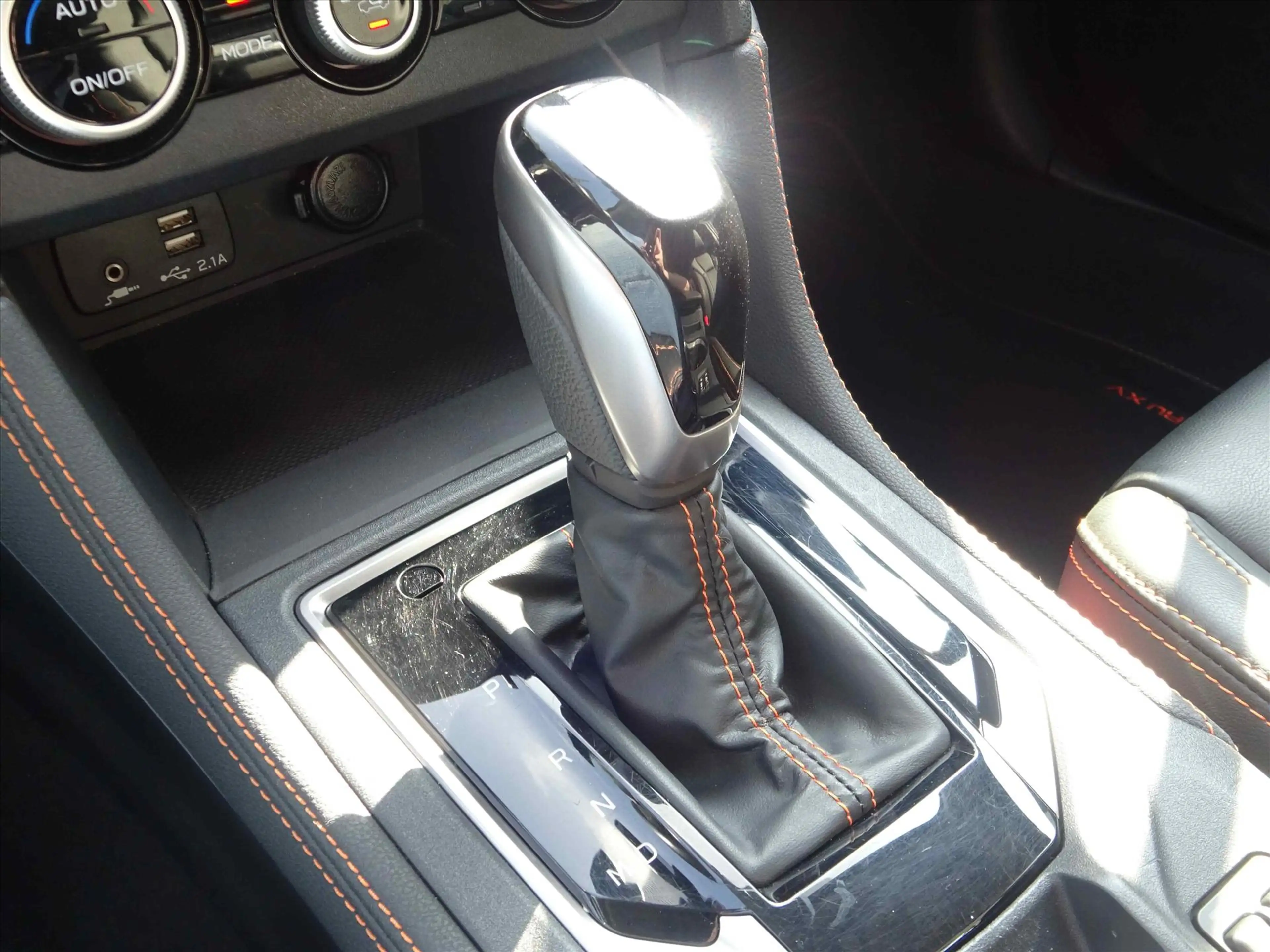 Subaru XV 2.0i e-BOXER 150pk CVT Premium | Leder | Trekh. | — photo 5