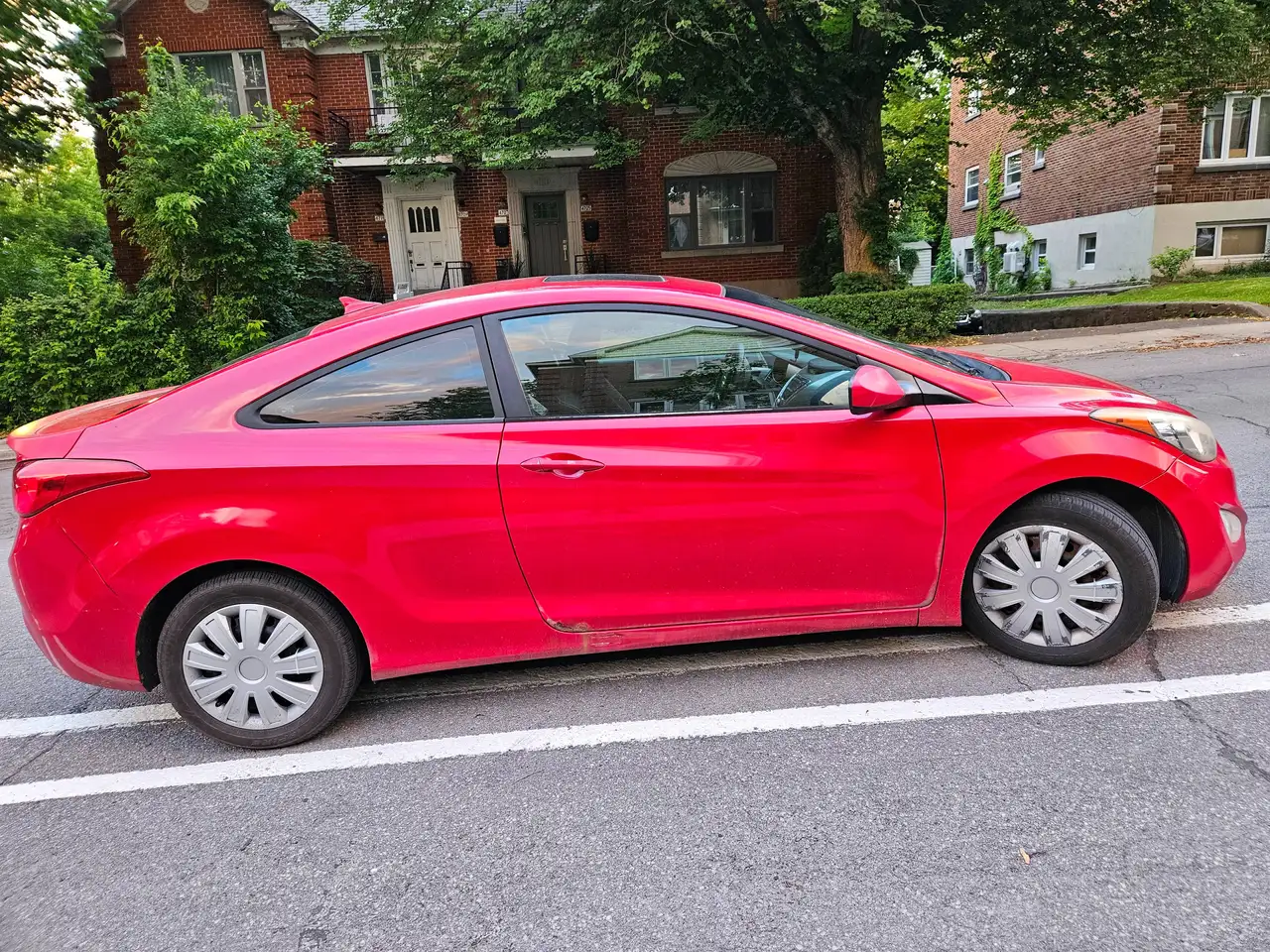 Hyundai ELANTRA снимка Hyundai ELANTRA