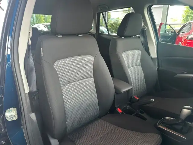 Suzuki SX4 S-Cross view 11