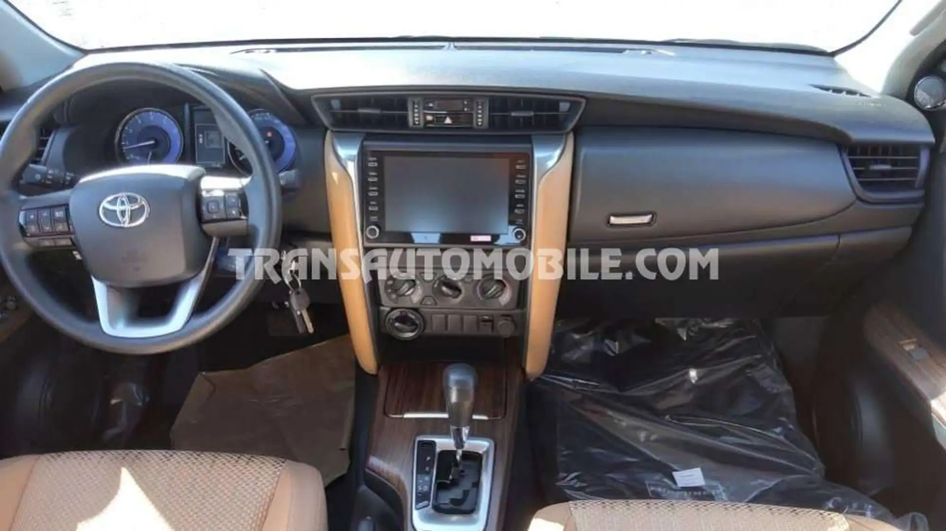 Toyota Fortuner Premium - EXPORT OUT EU TROPICAL VERSION - EXPORT Czarny - 2