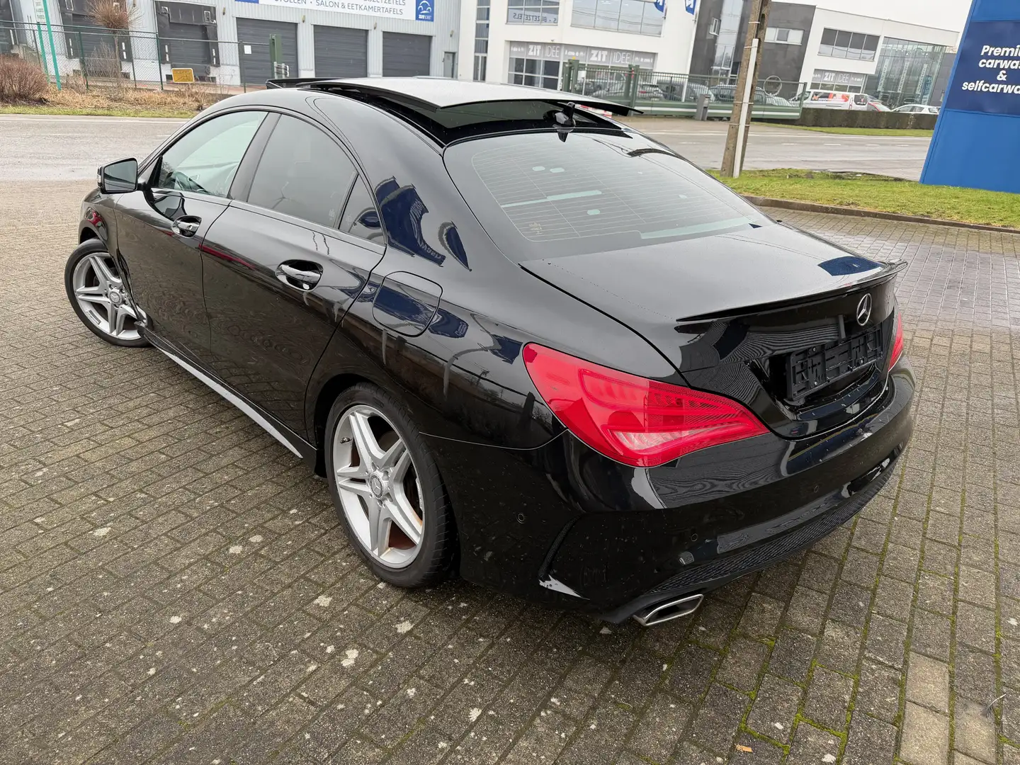 Mercedes-Benz CLA 180 CLA 180 d Noir - 2