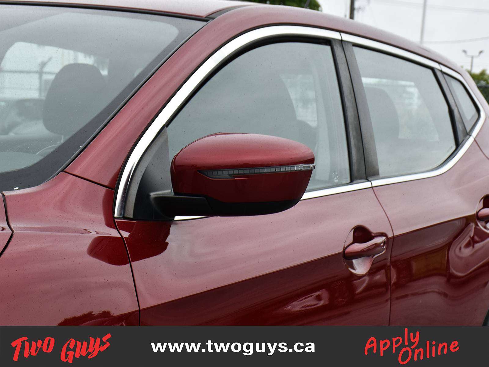 2019 Nissan Qashqai SV AWD Sunroof Back Up Camera Heated Front Seats photo 4