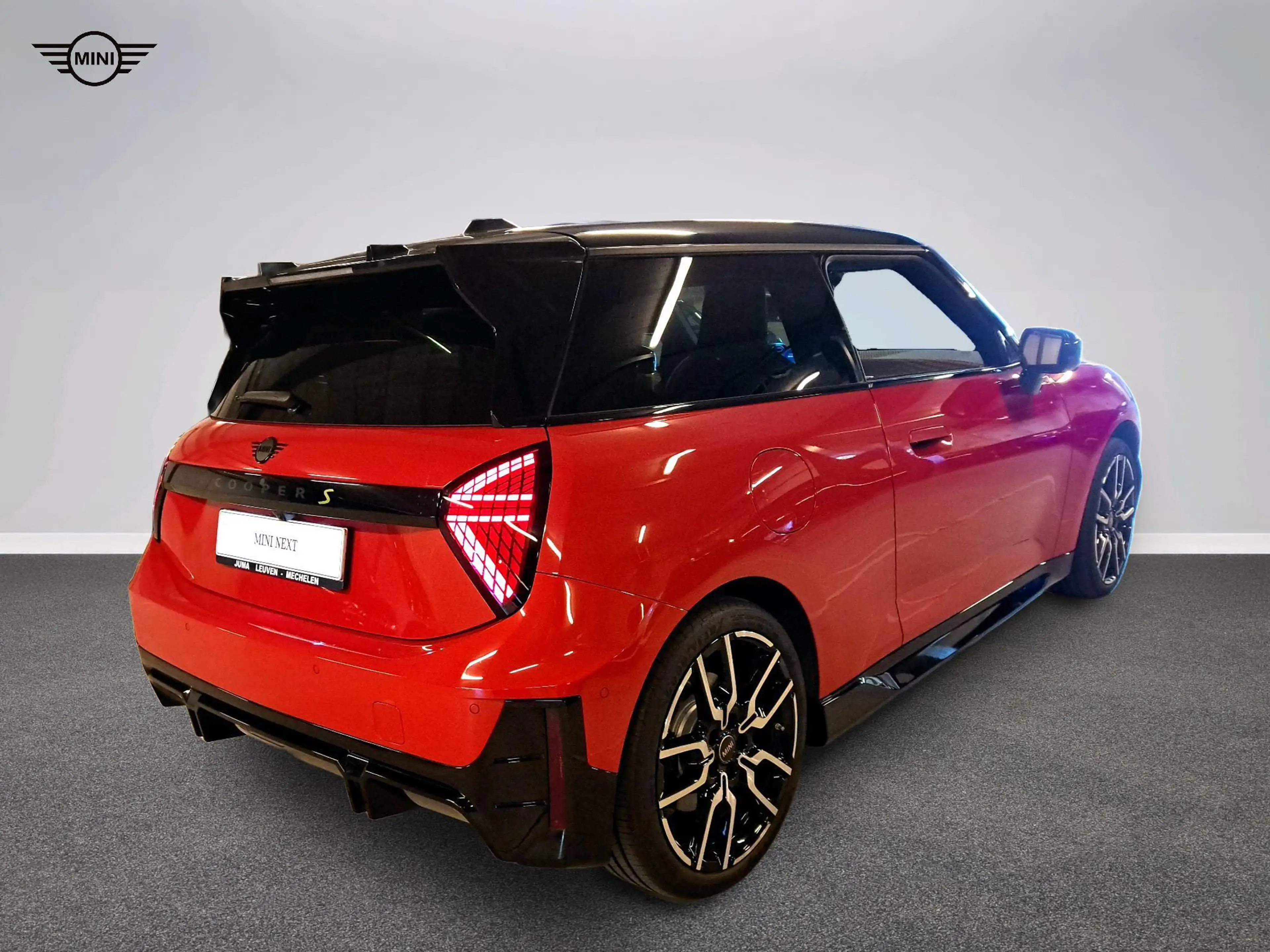 MINI Cooper SE John Cooper Works Trim — photo 5