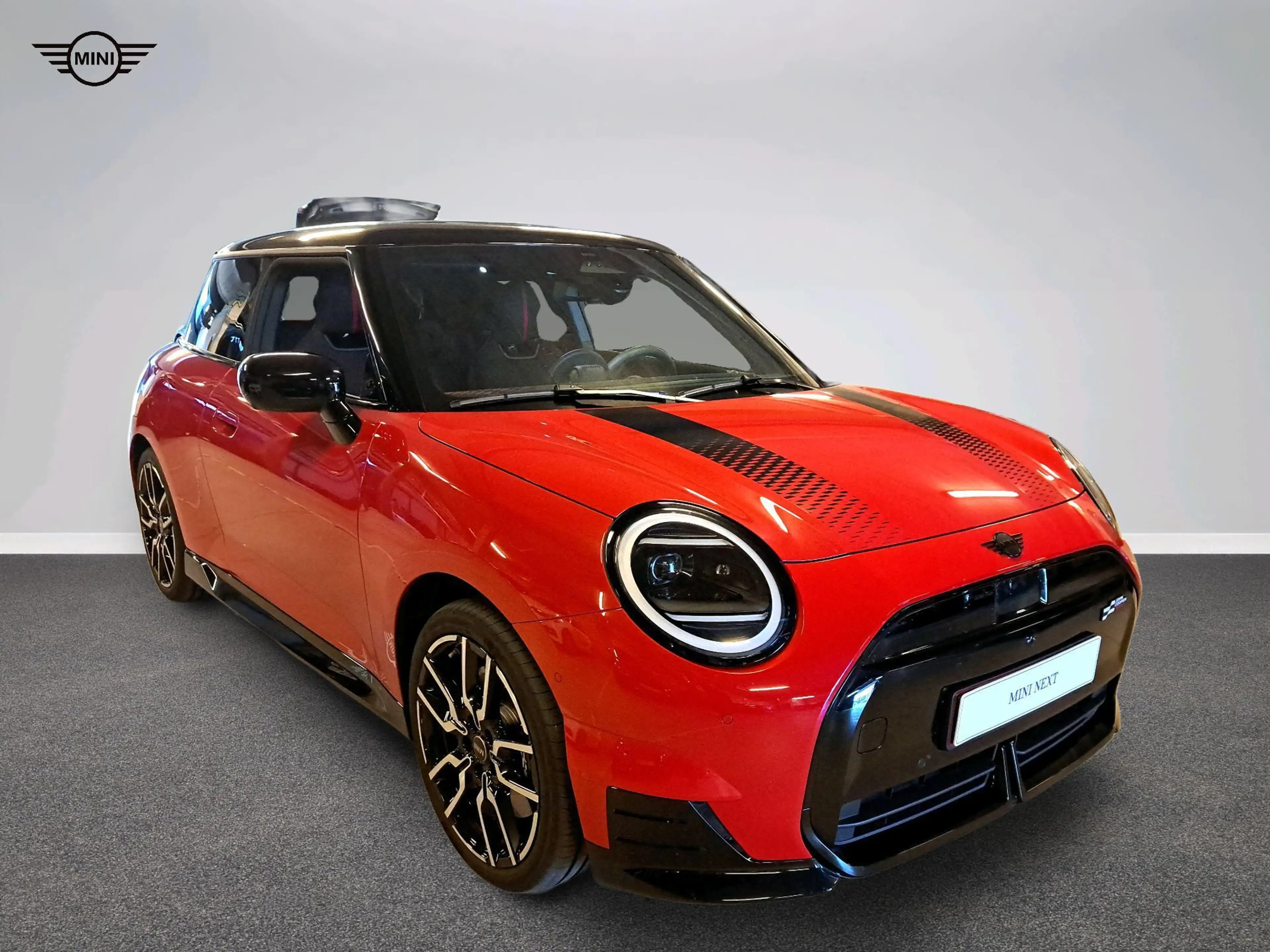 MINI Cooper SE John Cooper Works Trim — photo 12