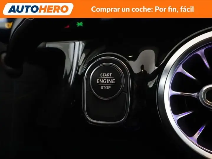 Mercedes-Benz GLA 2020, foto 32
