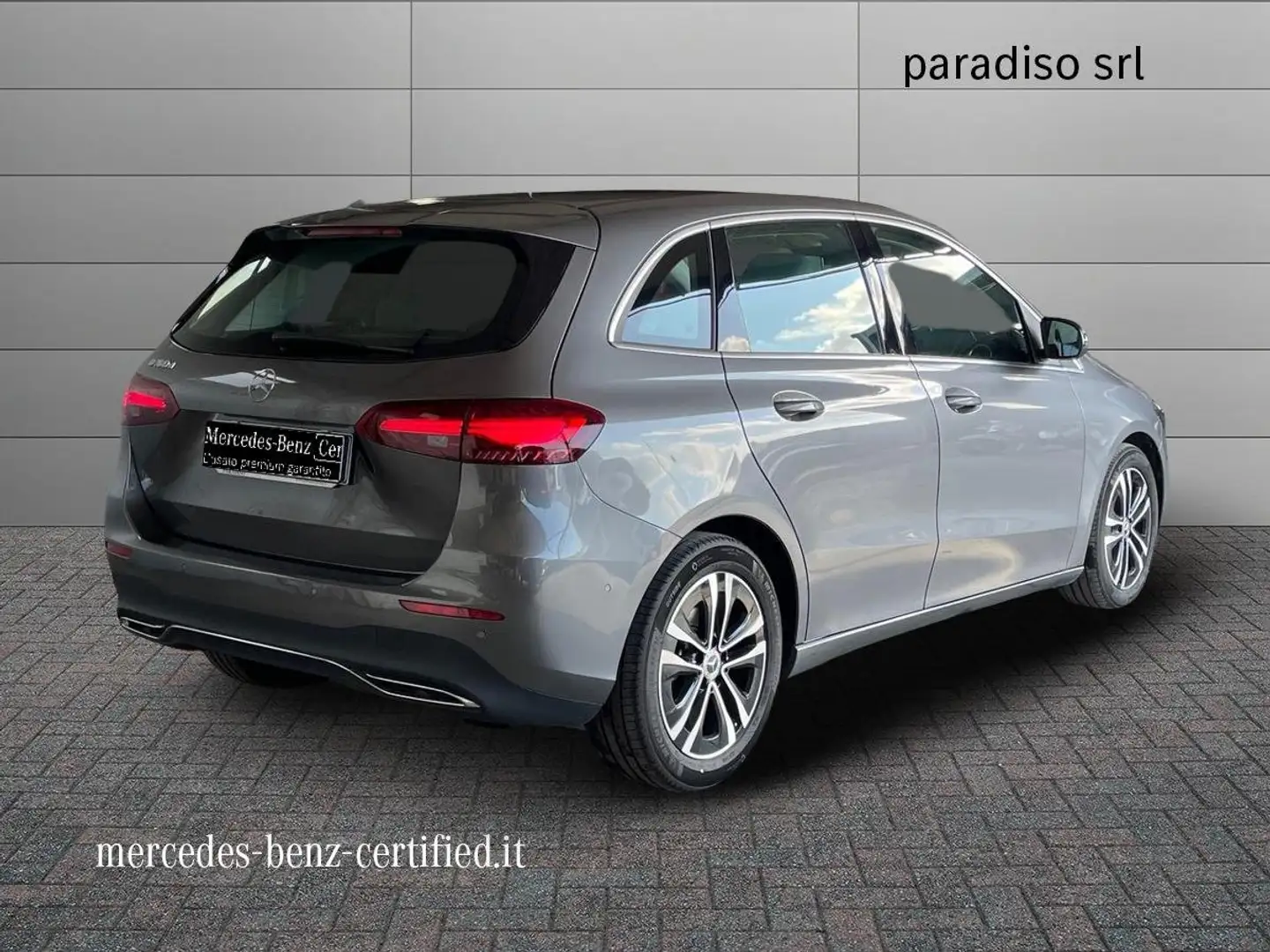 Mercedes-Benz B 180 NUOVA B 180 d Automatic Grigio - 2