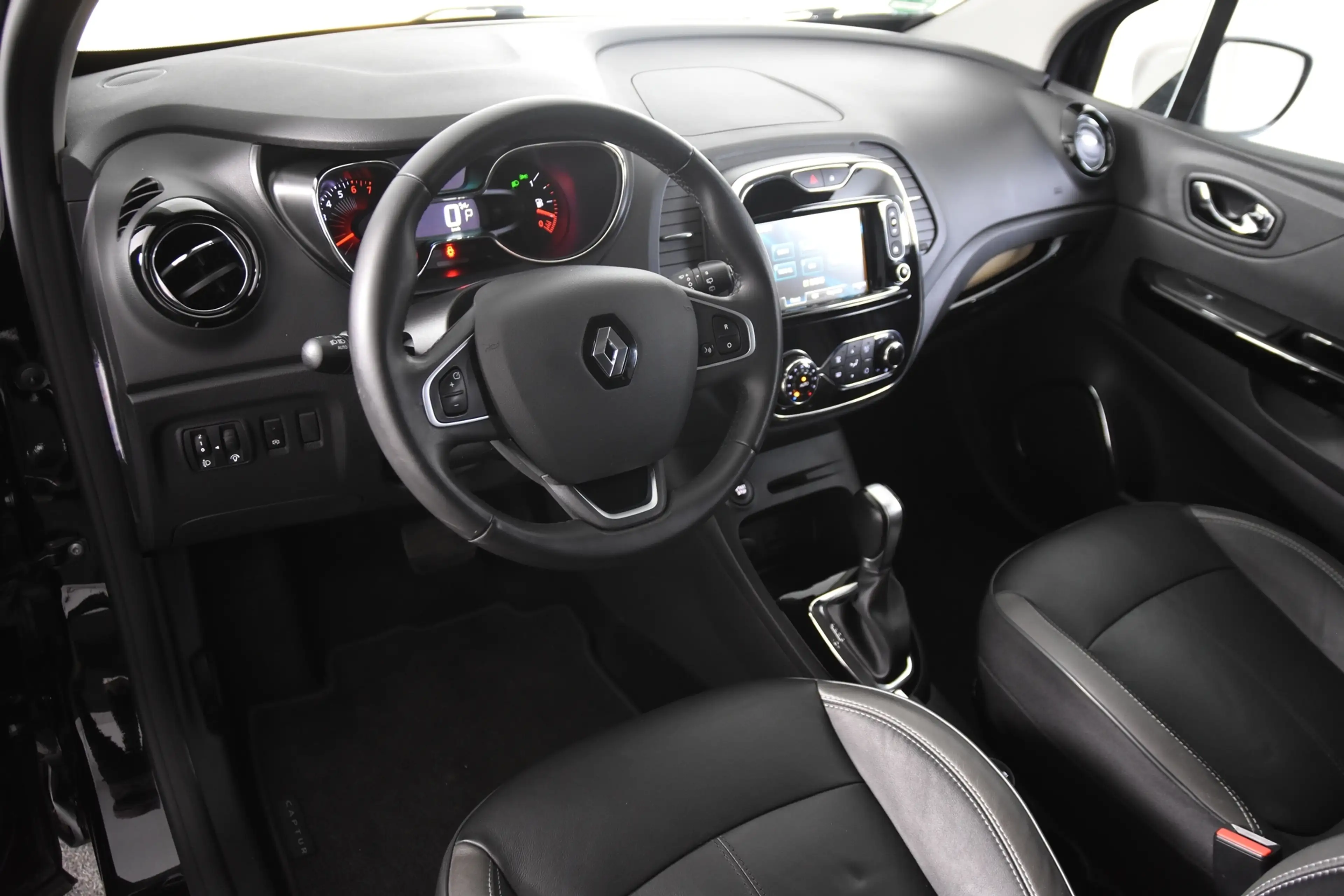 Renault Captur 1.2 TCe Xmod *Leer*Climate Control*Camera*Keyless* — photo 2