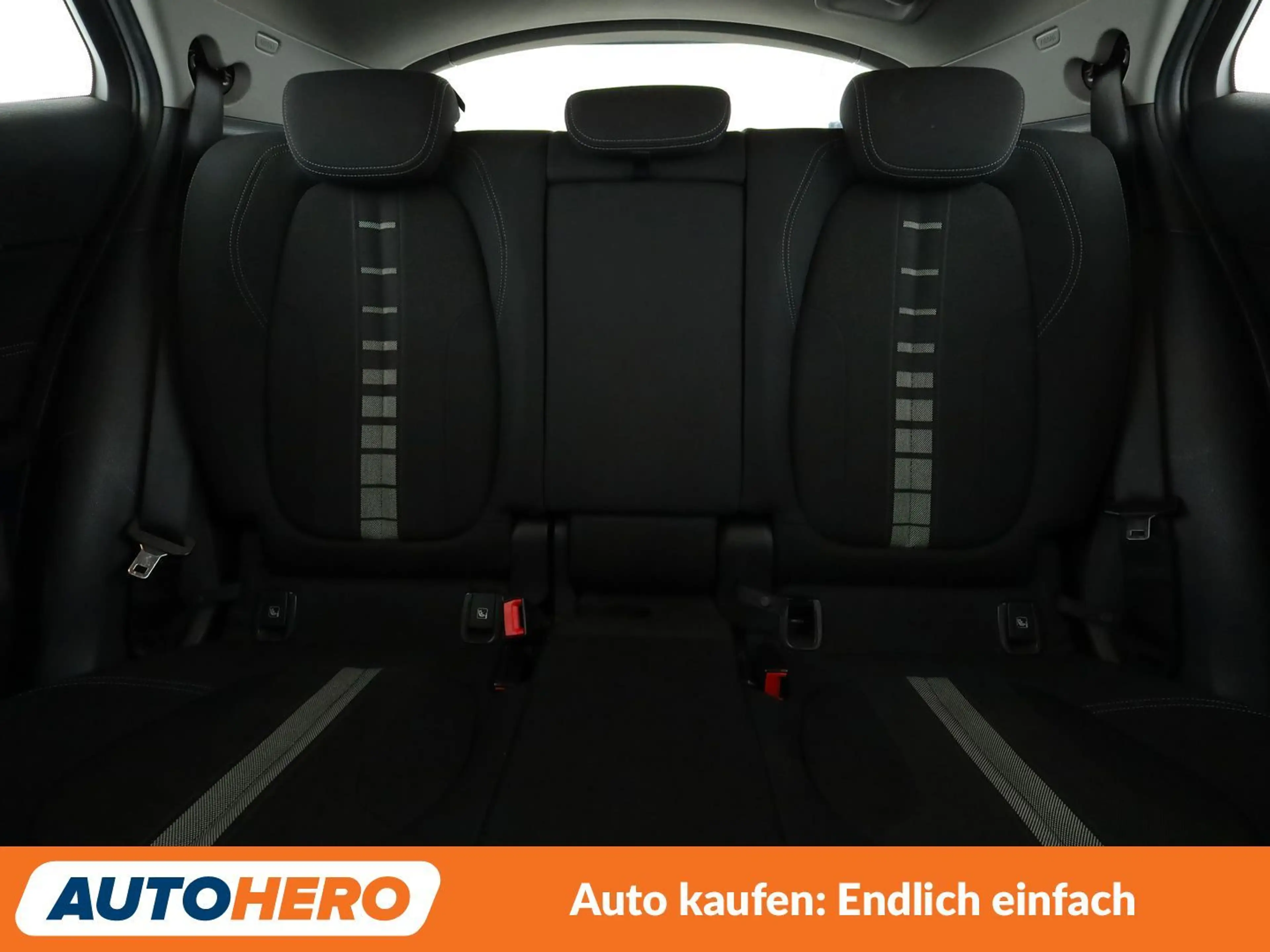 BMW X2 sDrive 18i Advantage Aut.*NAVI*TEMPO*CAM*PDC* — photo 15