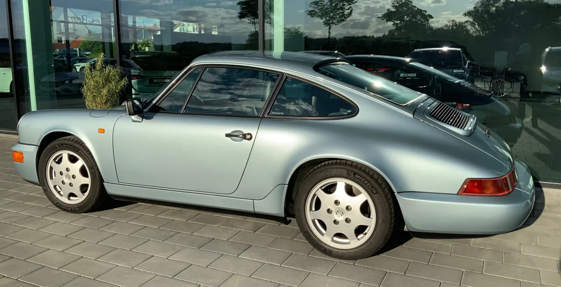 Porsche 964 911 Carrera 2 - 1
