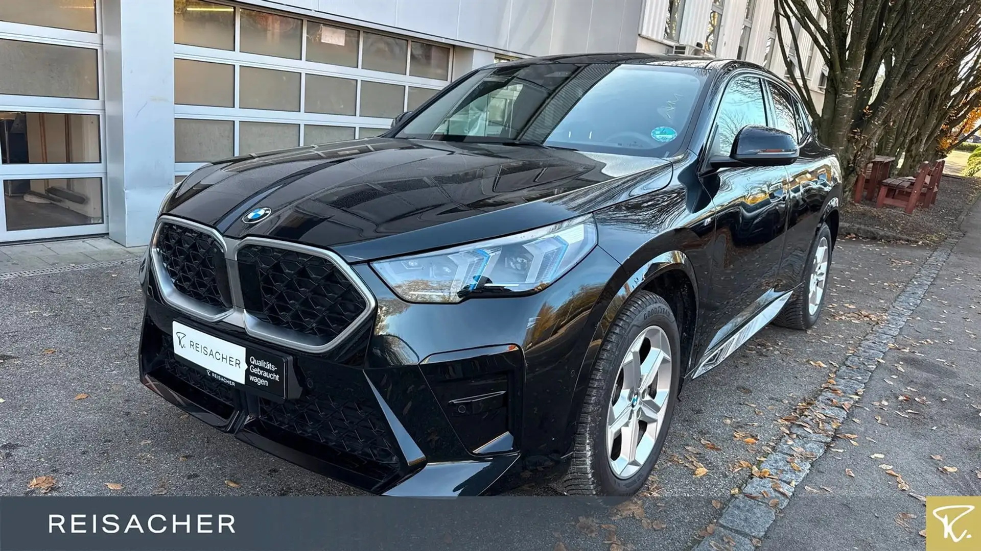 BMW X2 xDrive20d M Sport,AHK,DA+,HuD,adLED Schwarz - 1
