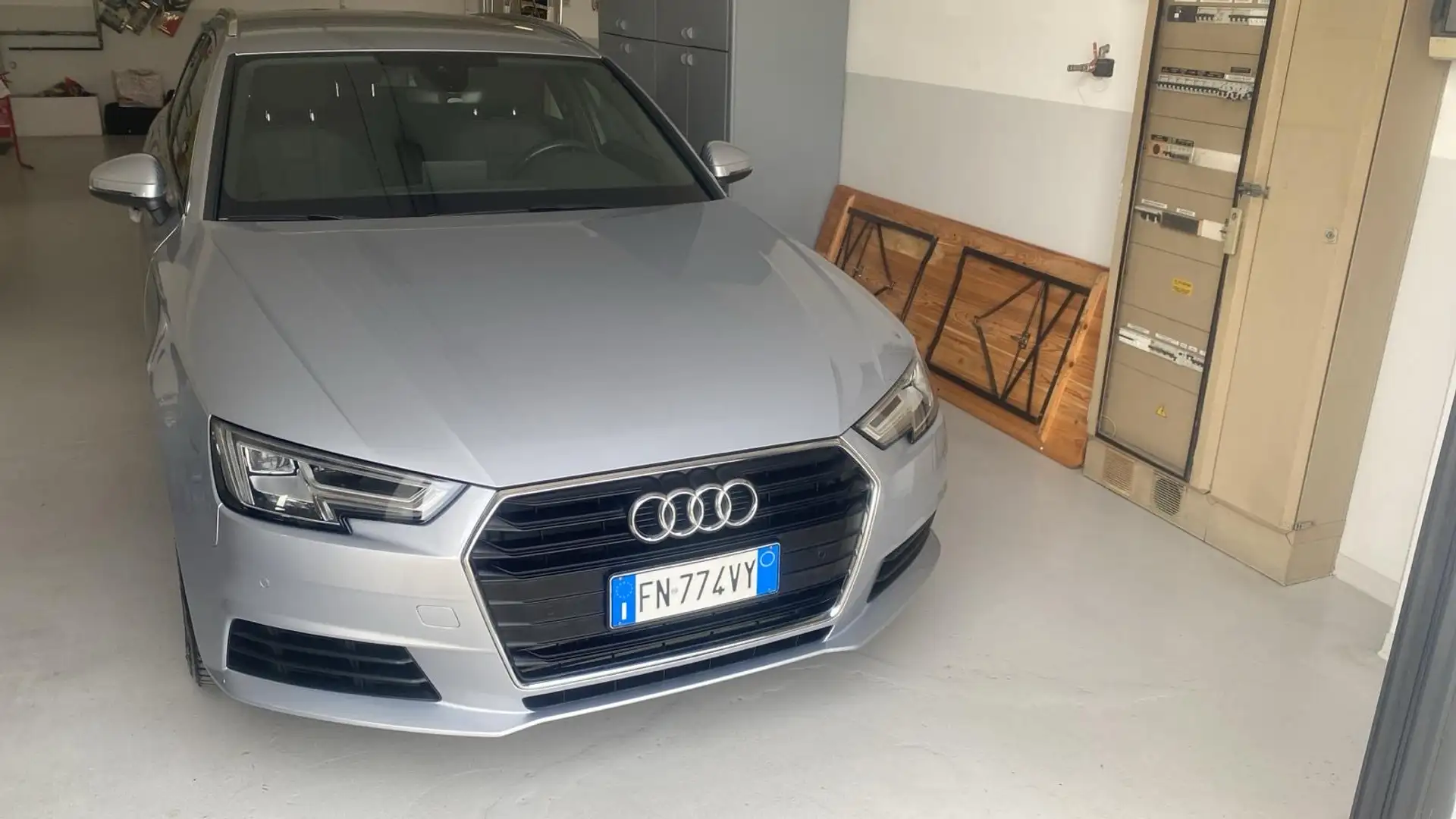 Audi A4 Avant 2.0 tfsi g-tron Business 170cv s-tronic - 1