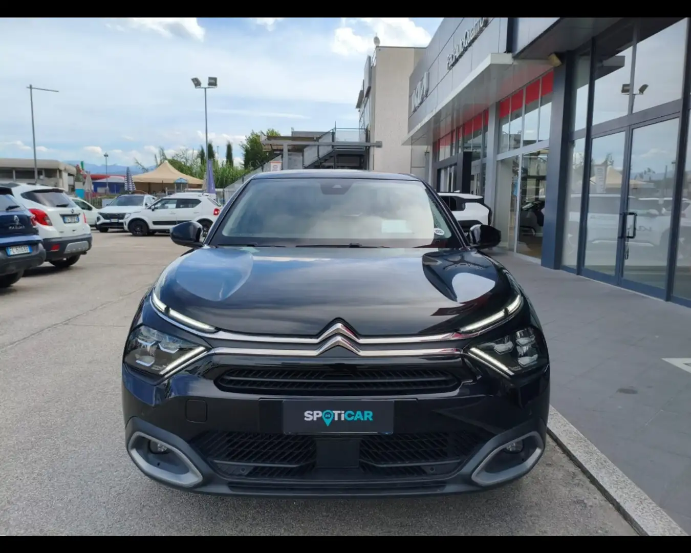 Citroen C4 1.2 PureTech Shine Zwart - 2